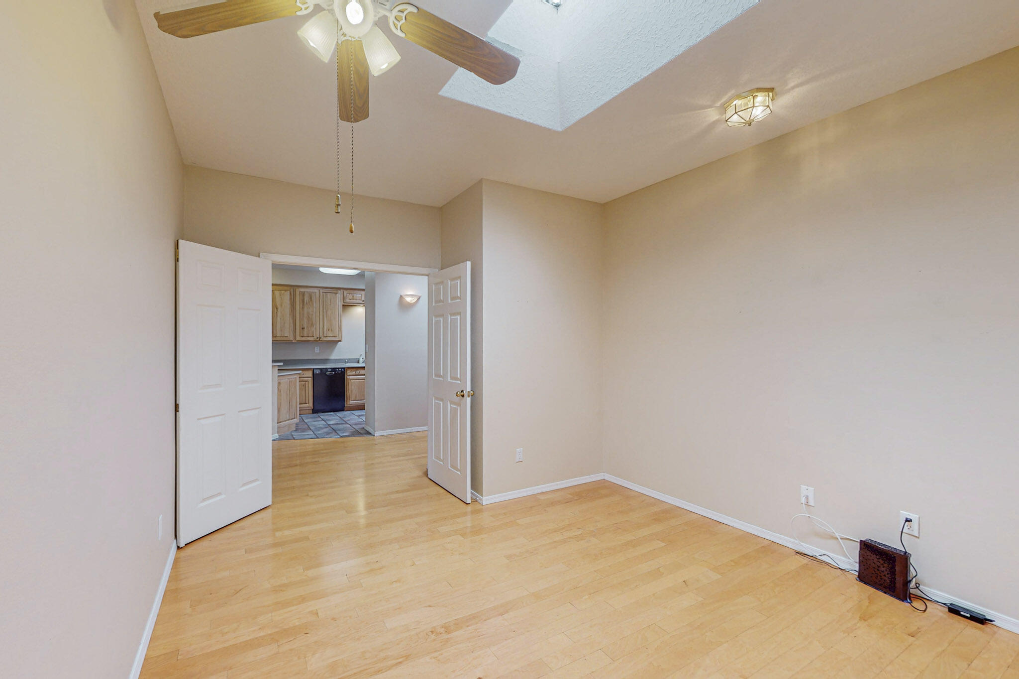 596 Eastlake Drive SE