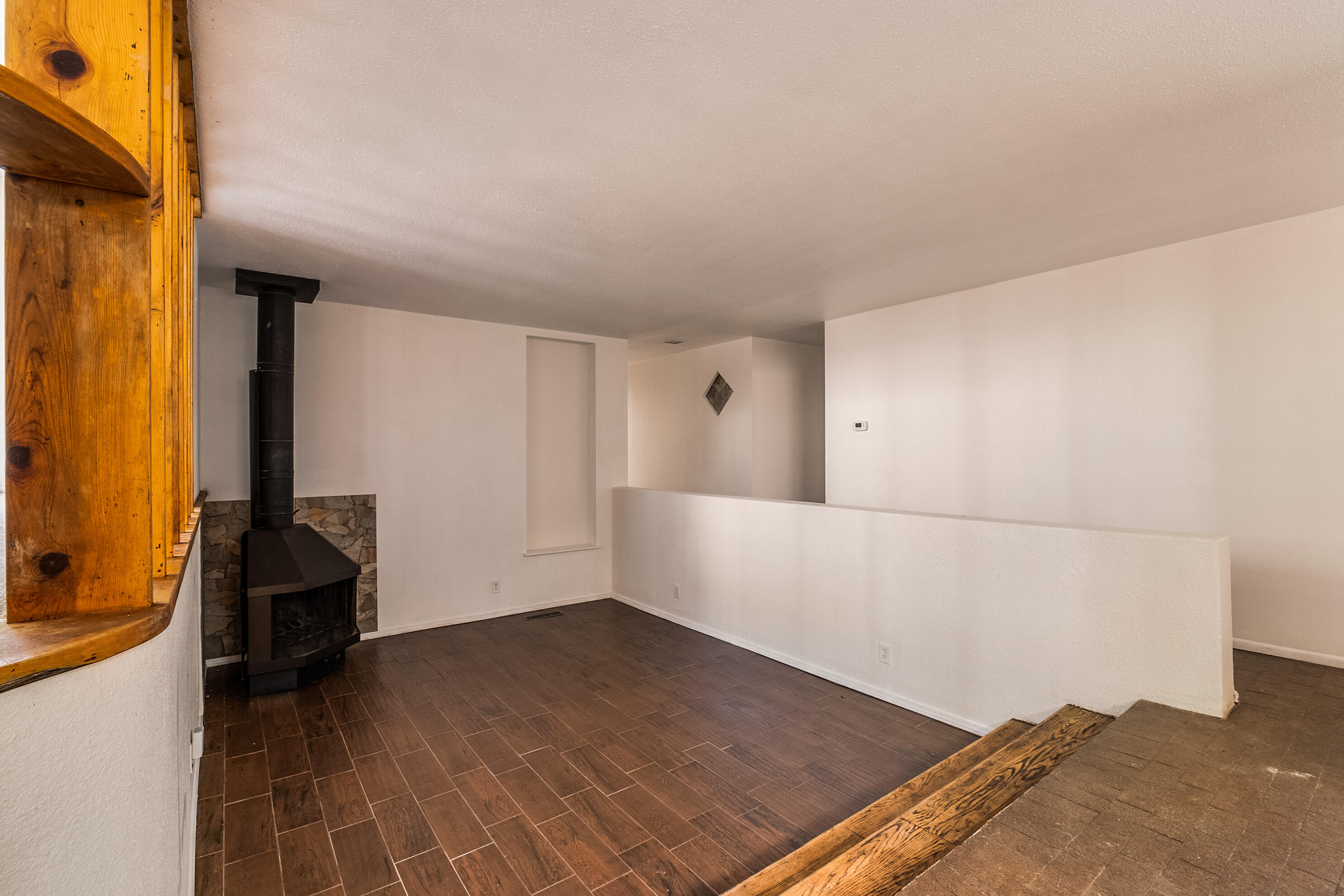 5216 Valle Vista Drive NW