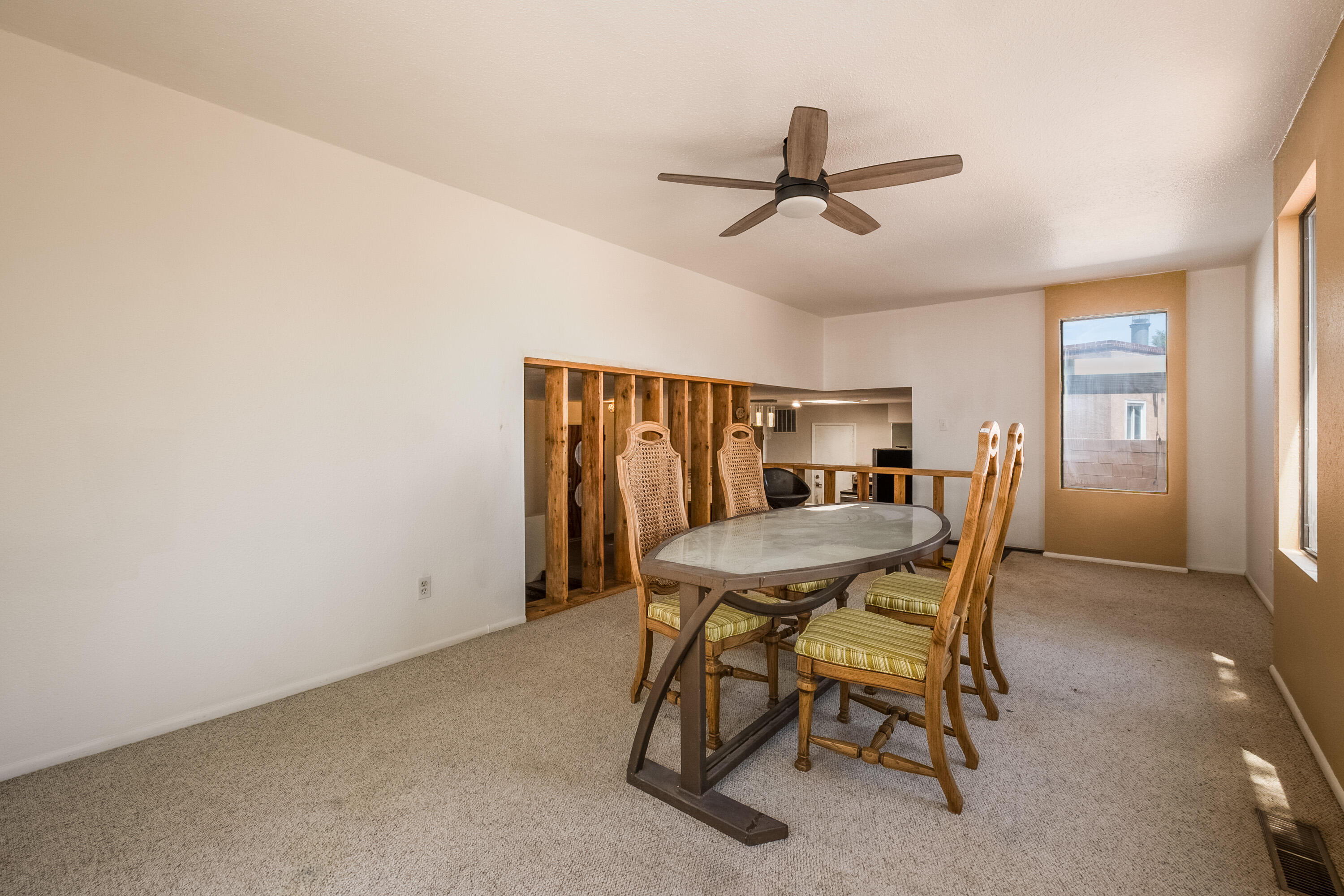 5216 Valle Vista Drive NW