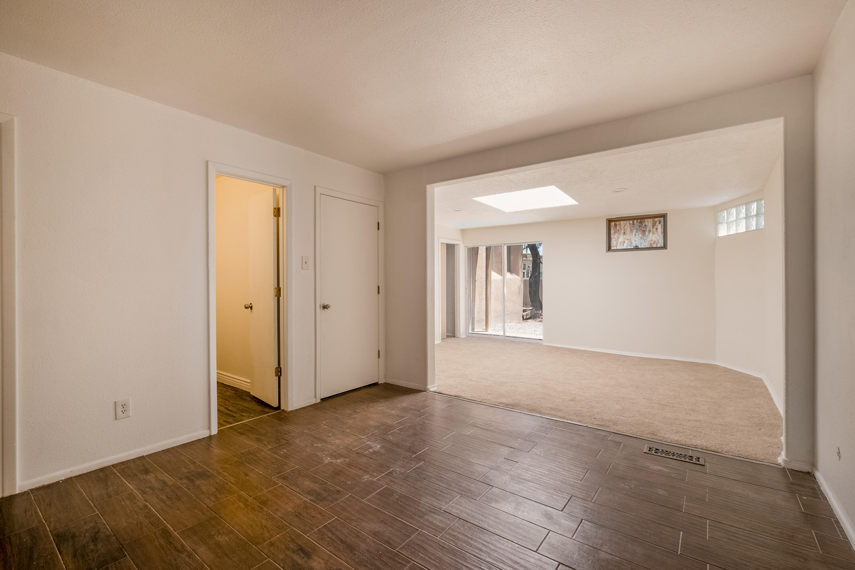 5216 Valle Vista Drive NW