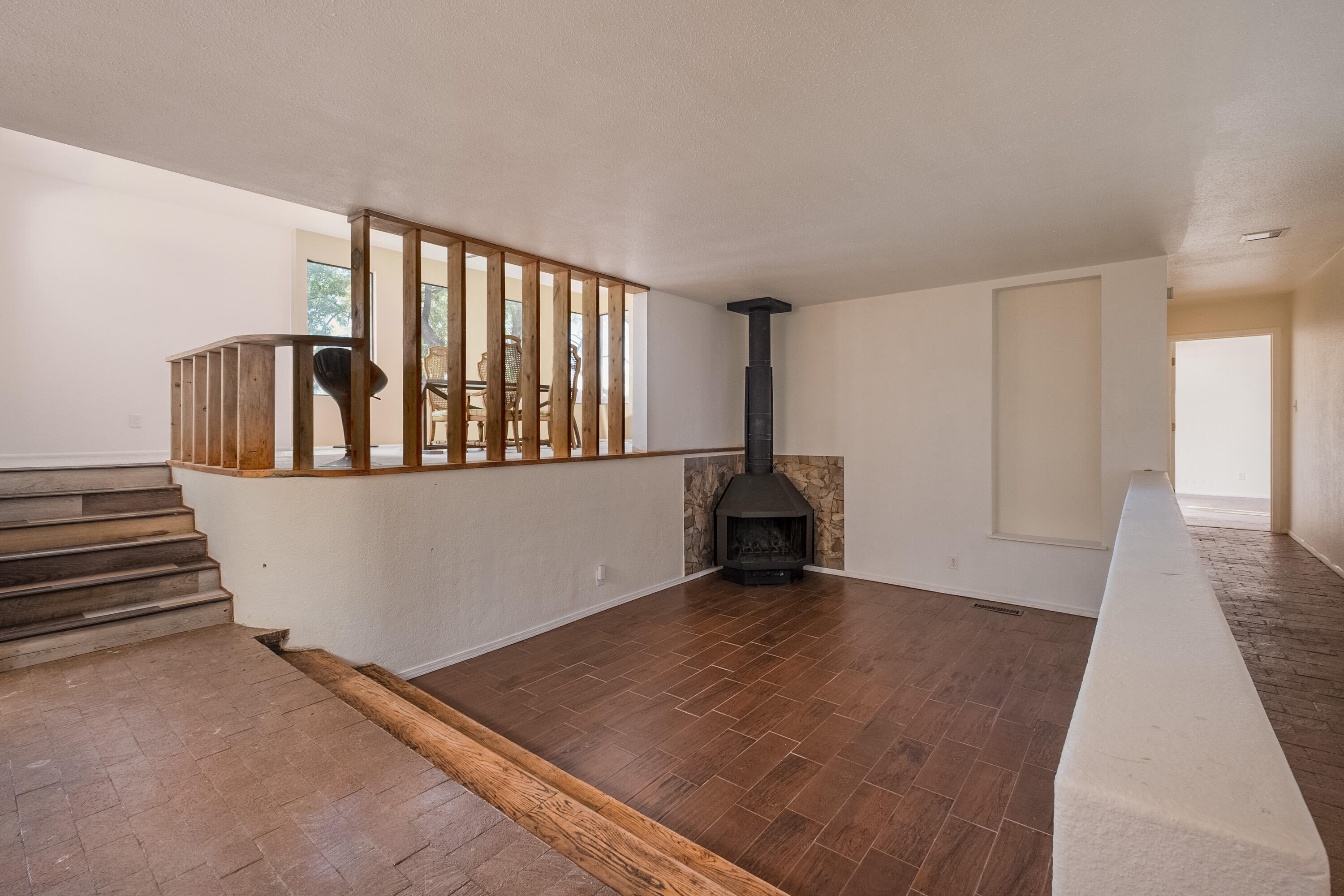 5216 Valle Vista Drive NW