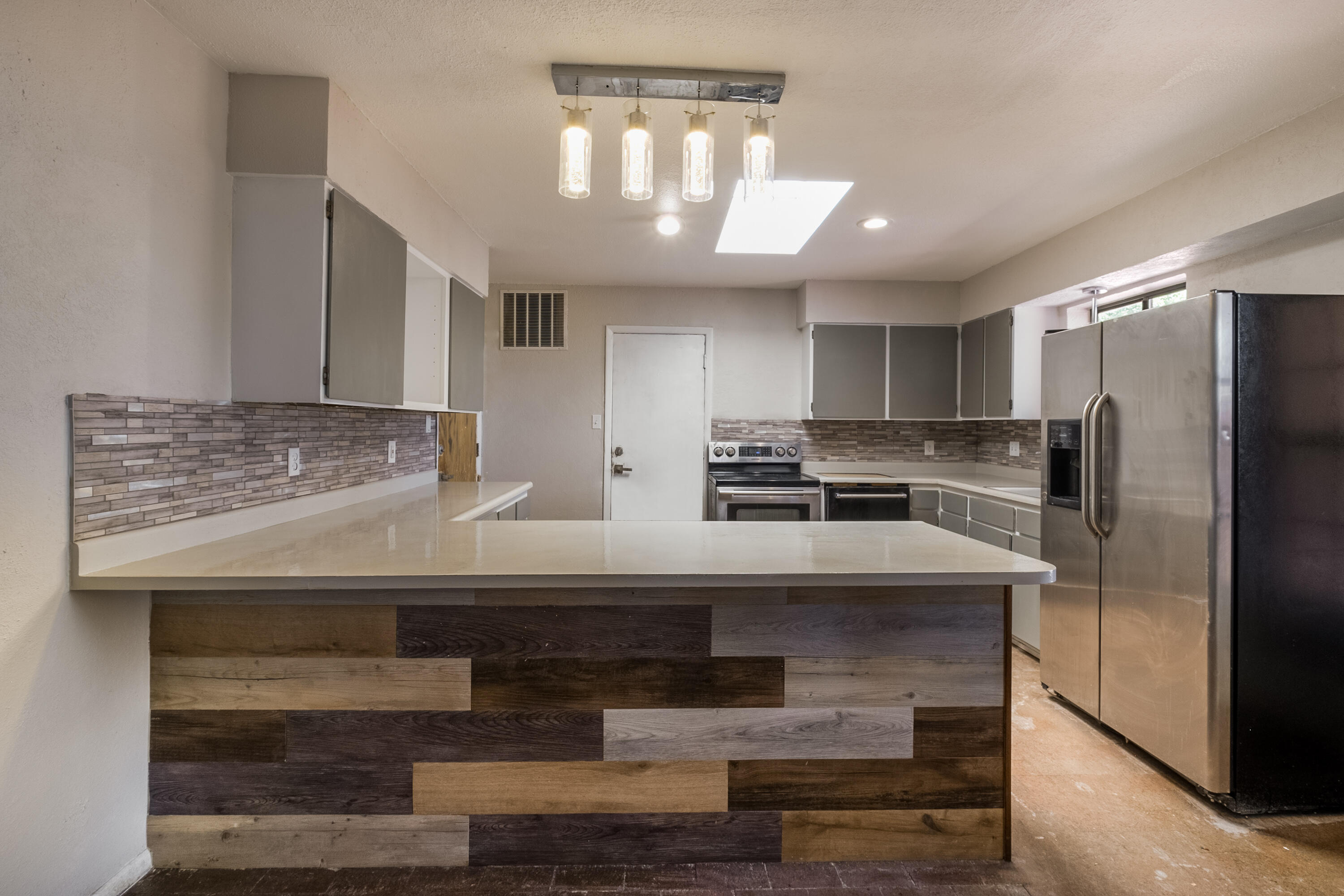 5216 Valle Vista Drive NW