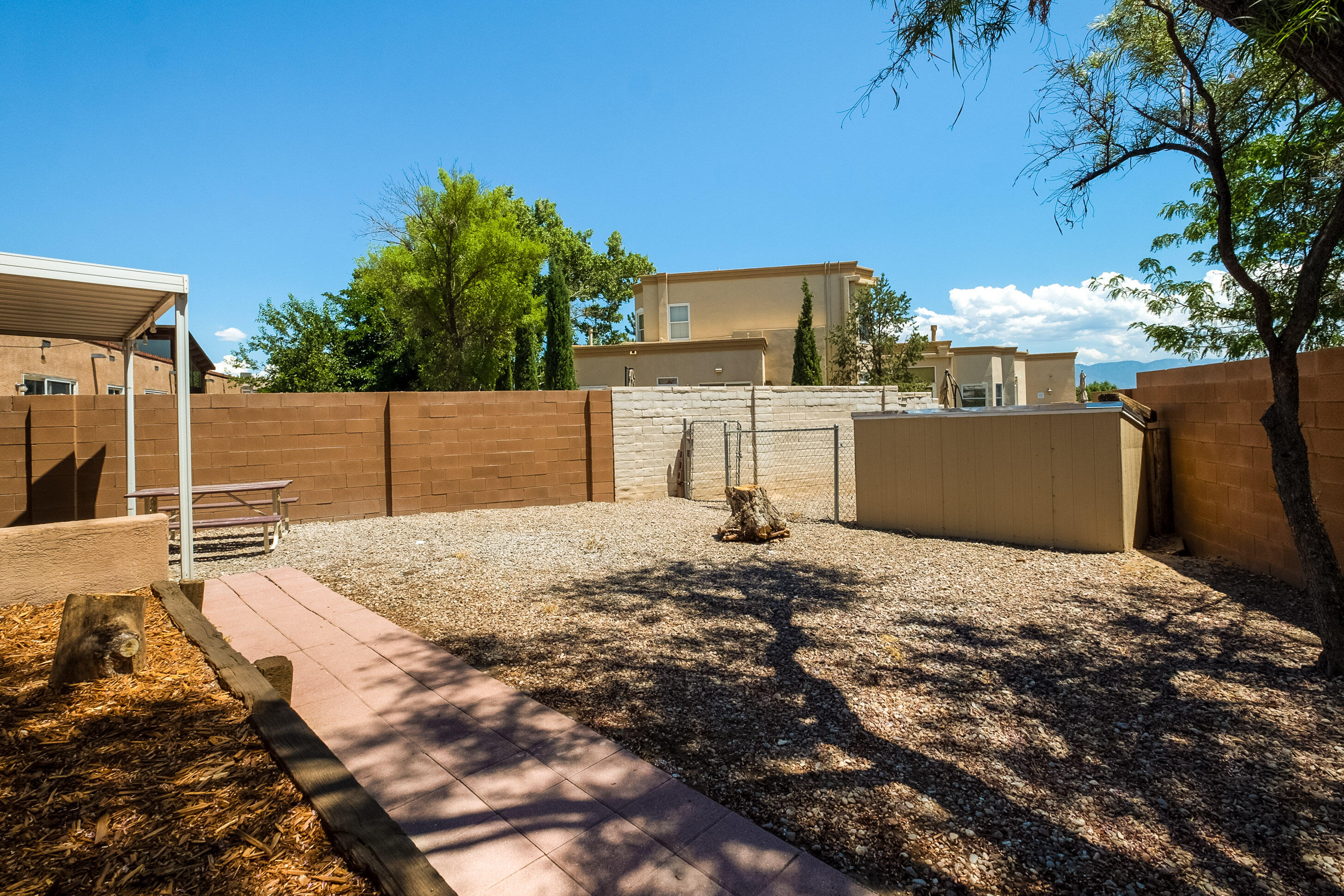 5216 Valle Vista Drive NW