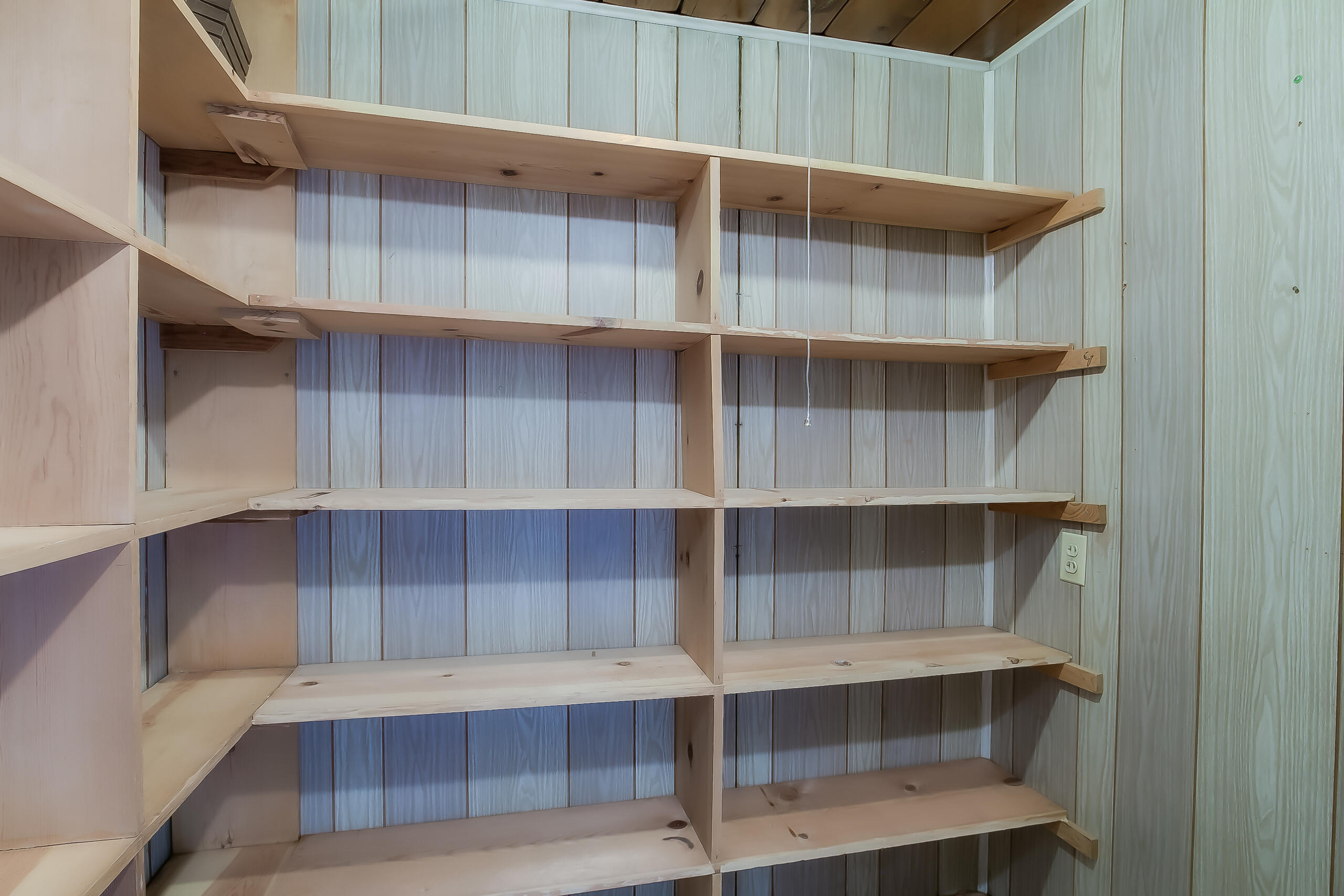 813 Calle Del Corte NE