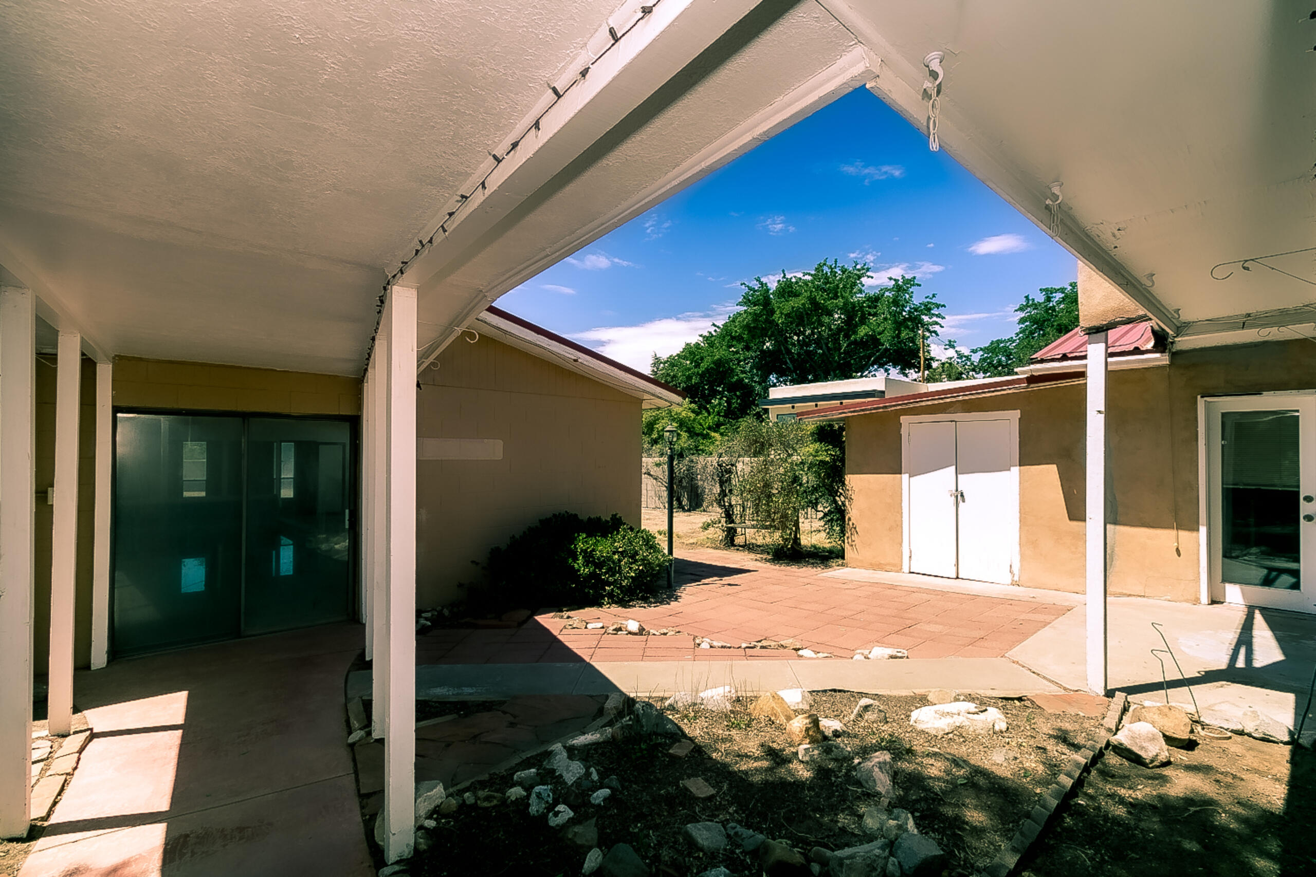 813 Calle Del Corte NE