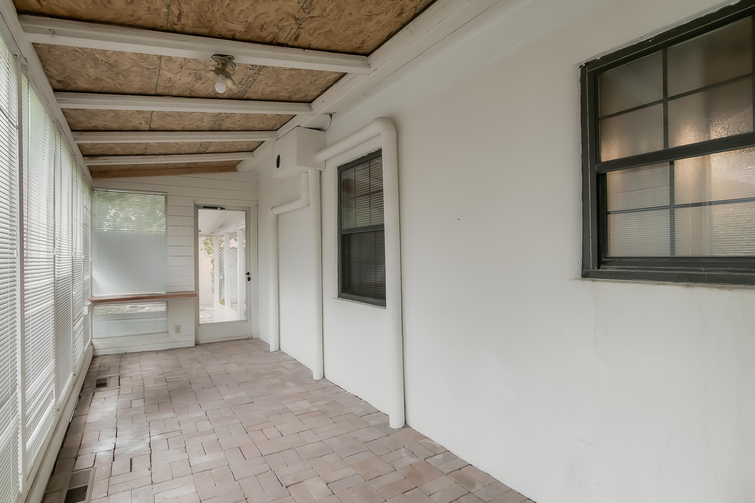 813 Calle Del Corte NE