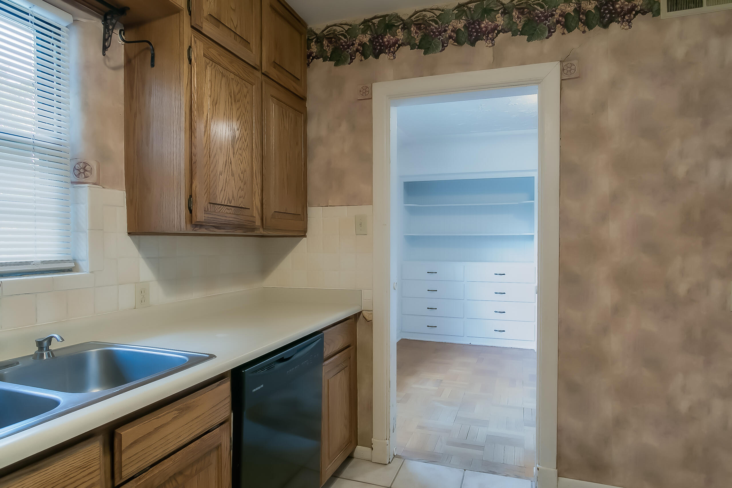 813 Calle Del Corte NE