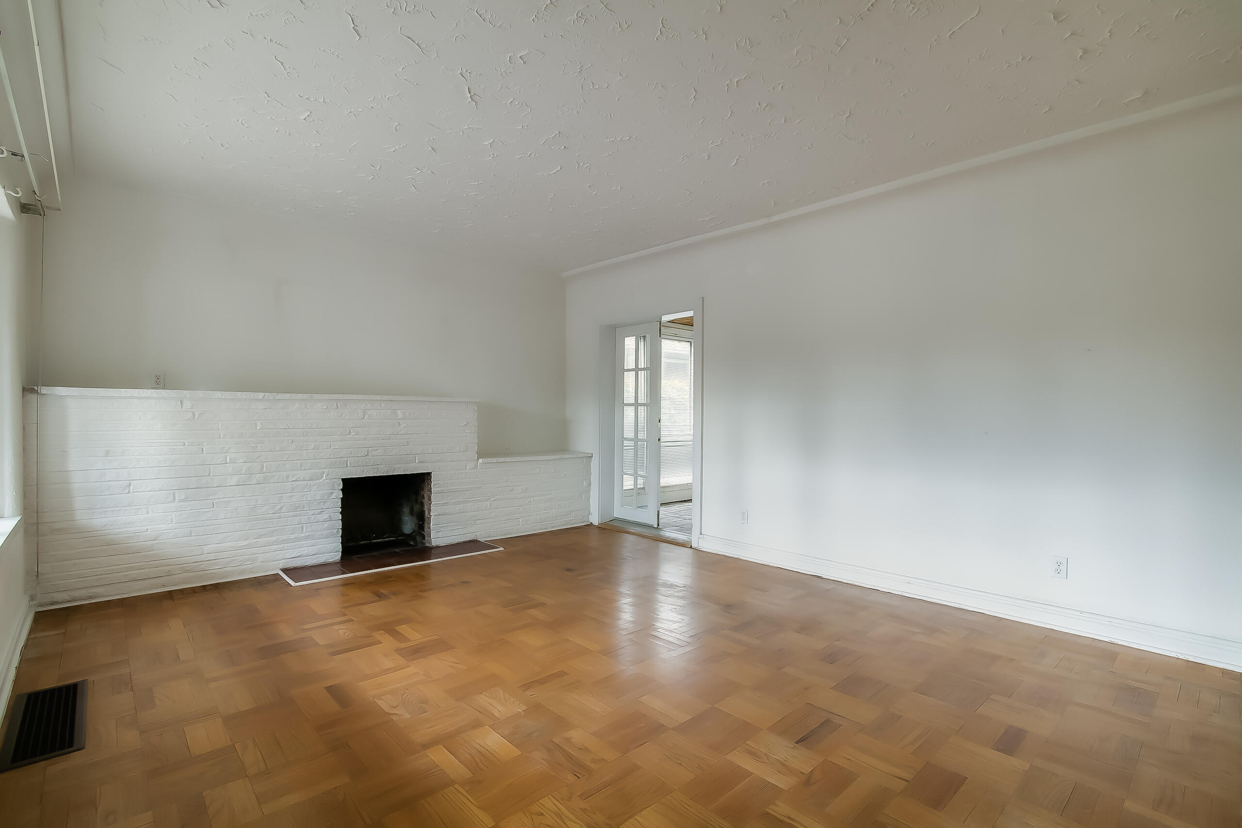 813 Calle Del Corte NE