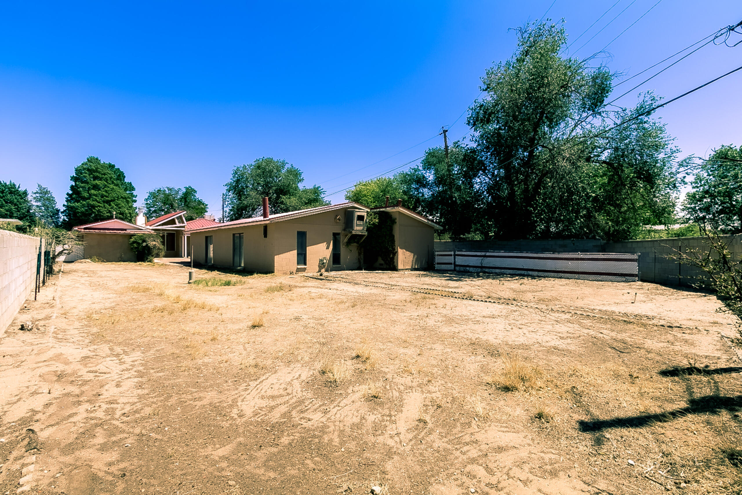 813 Calle Del Corte NE