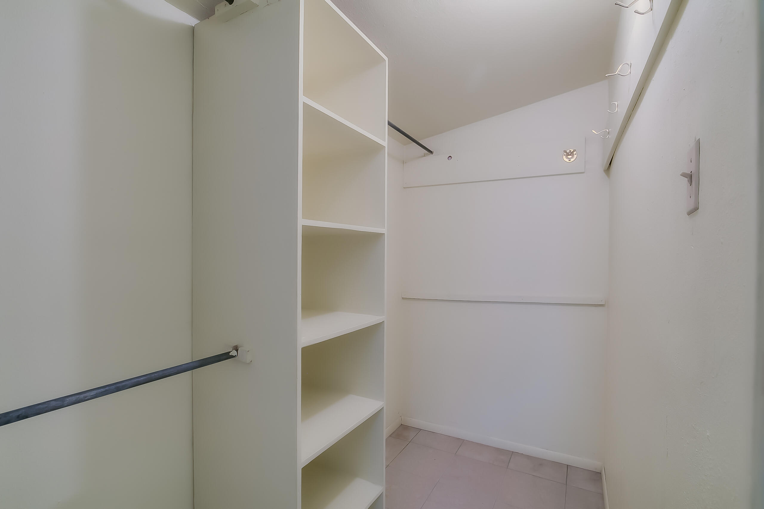 813 Calle Del Corte NE