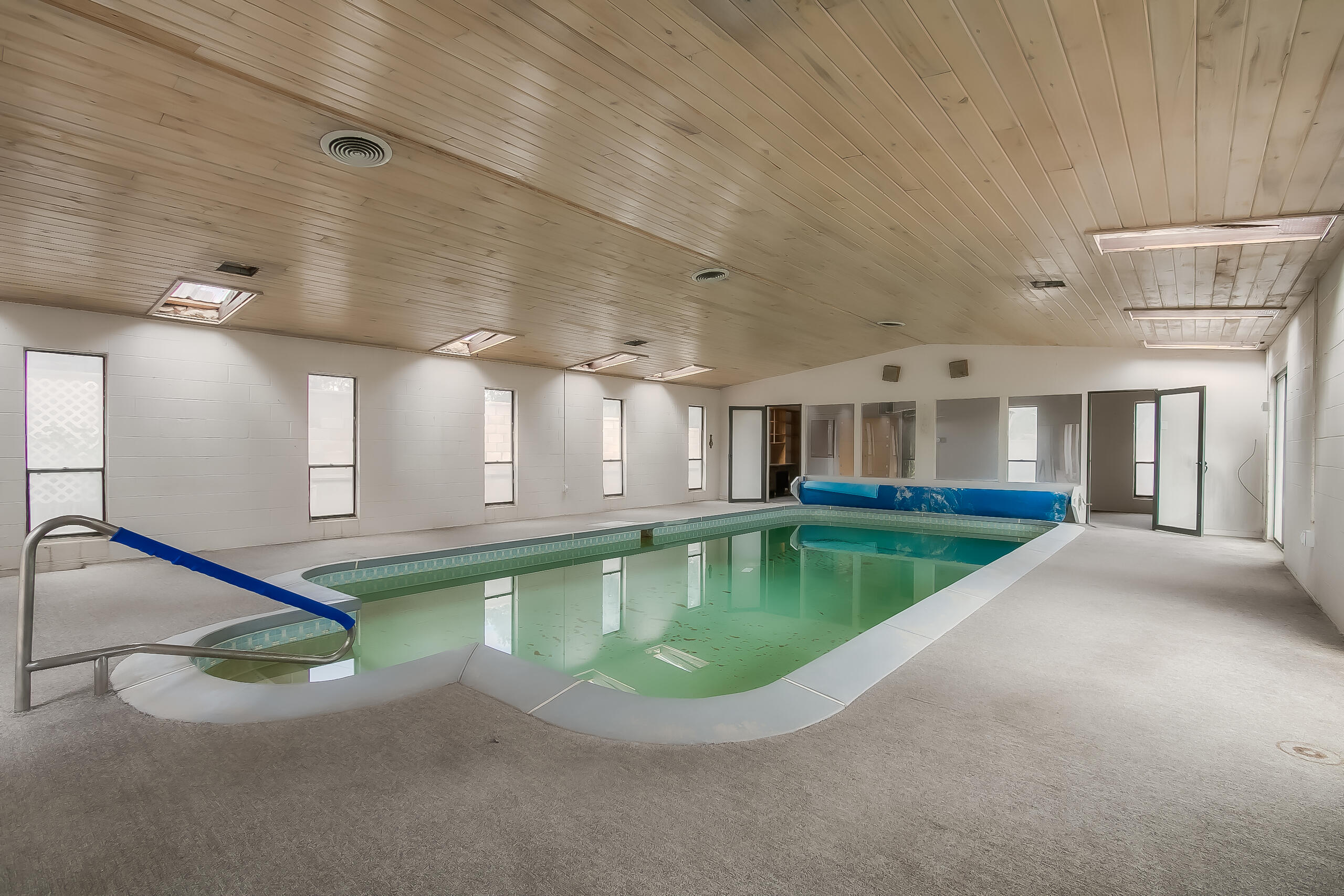 813 Calle Del Corte NE