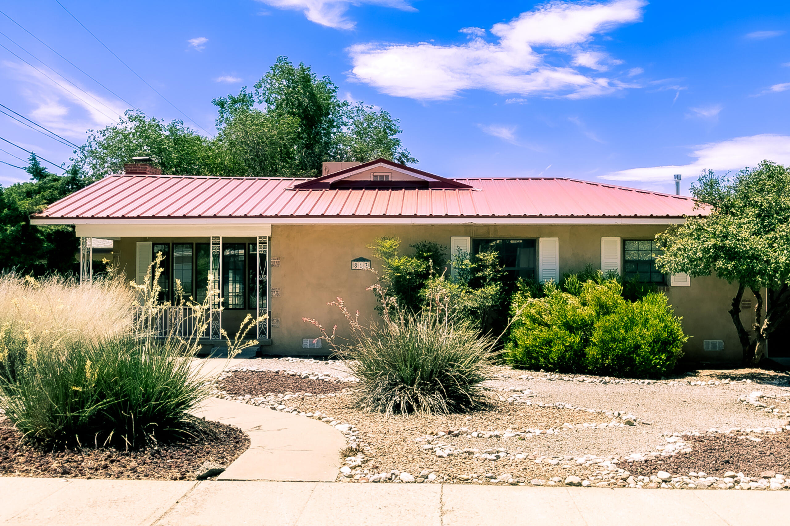 813 Calle Del Corte NE