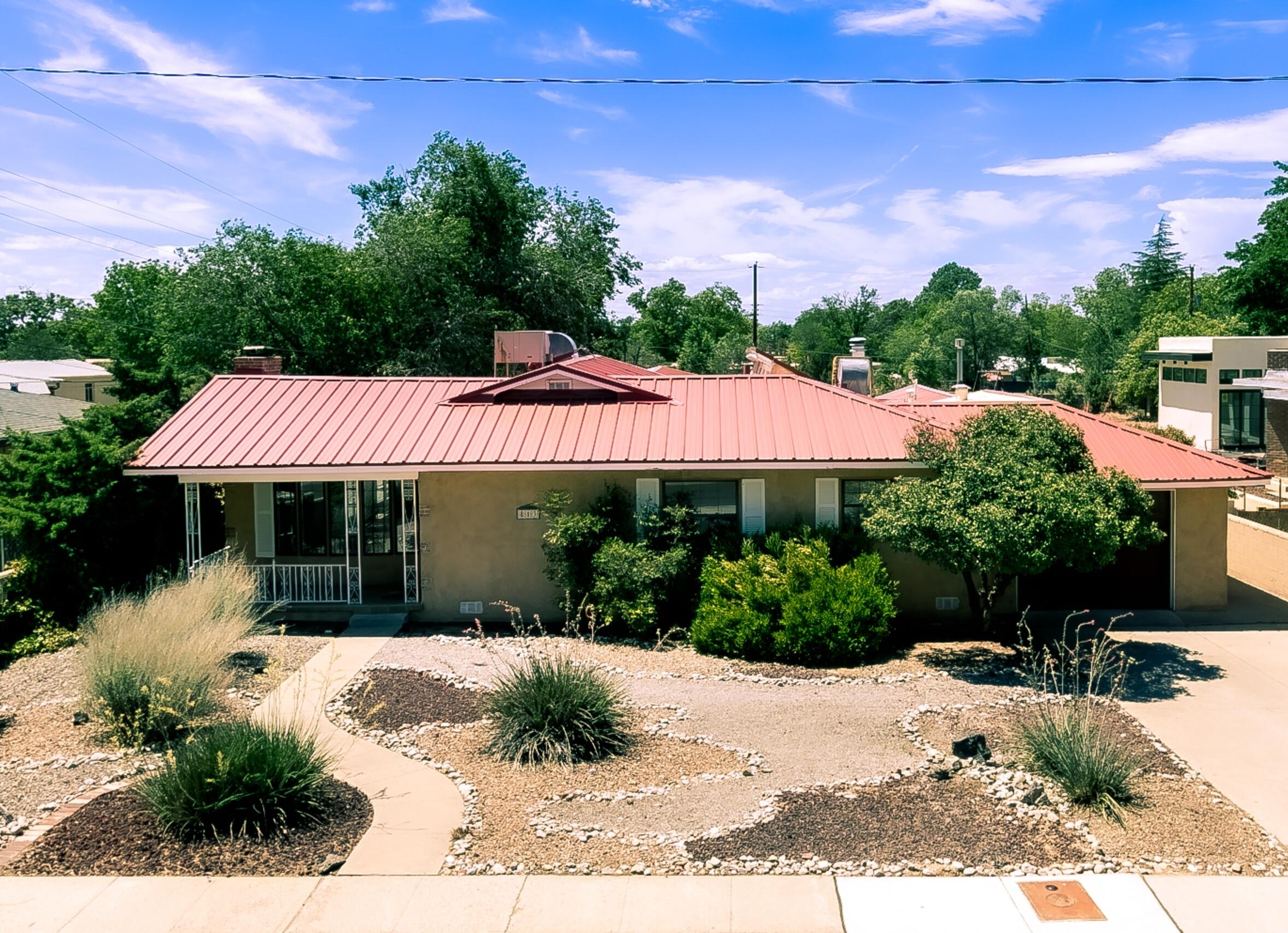 813 Calle Del Corte NE