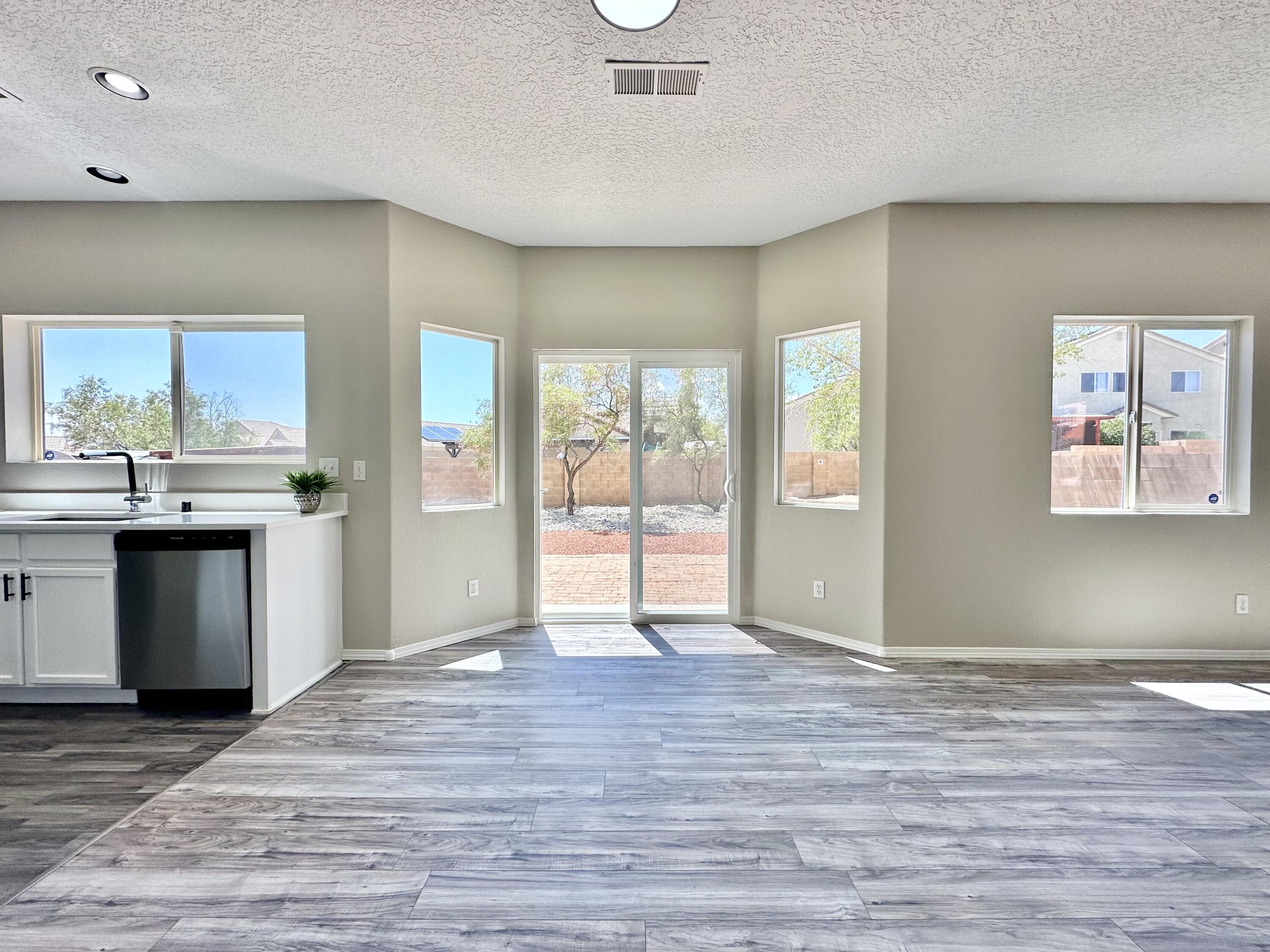 1051 Maroa Street NW