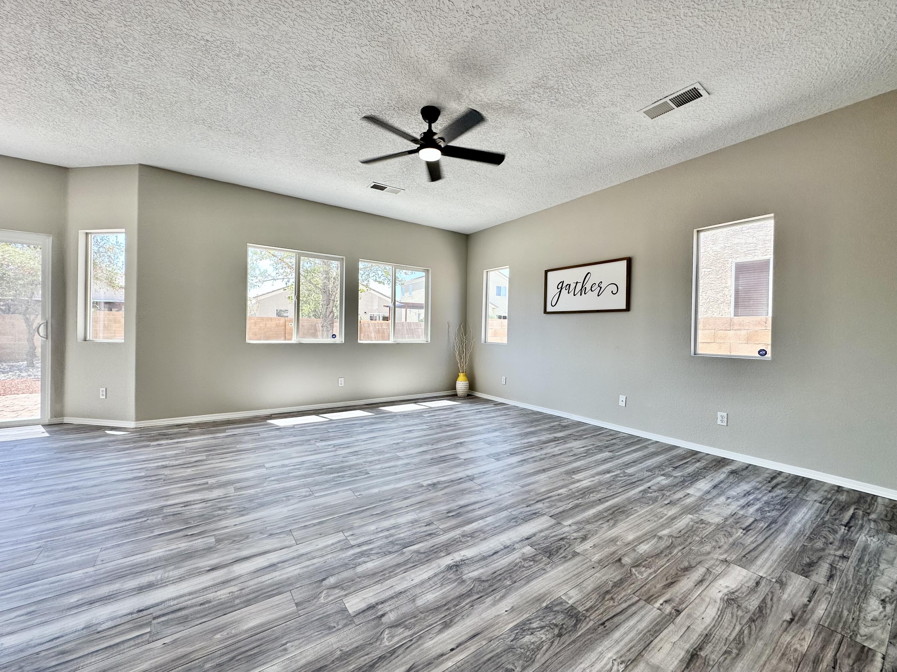 1051 Maroa Street NW