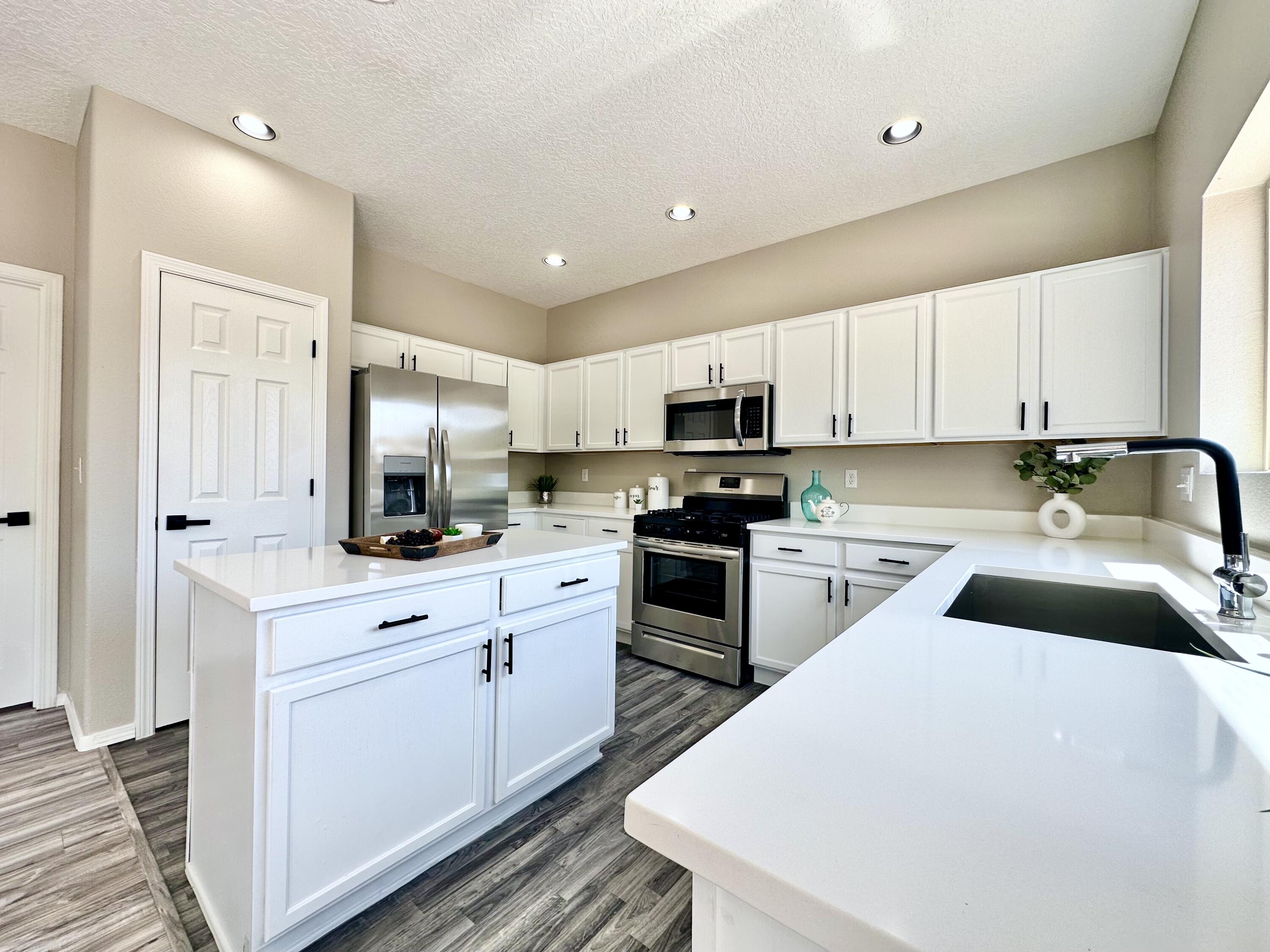 1051 Maroa Street NW