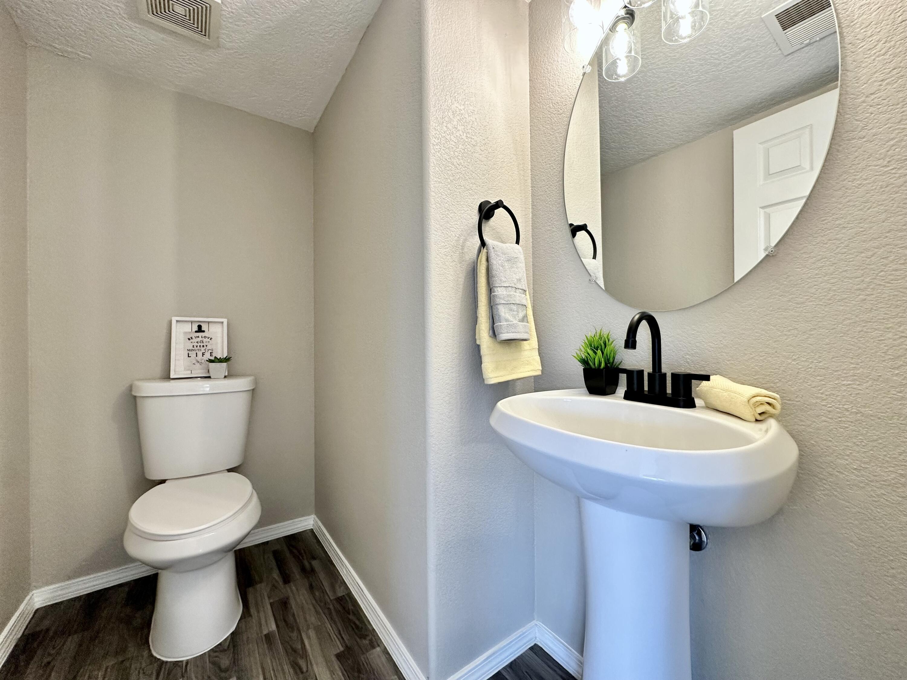 1051 Maroa Street NW