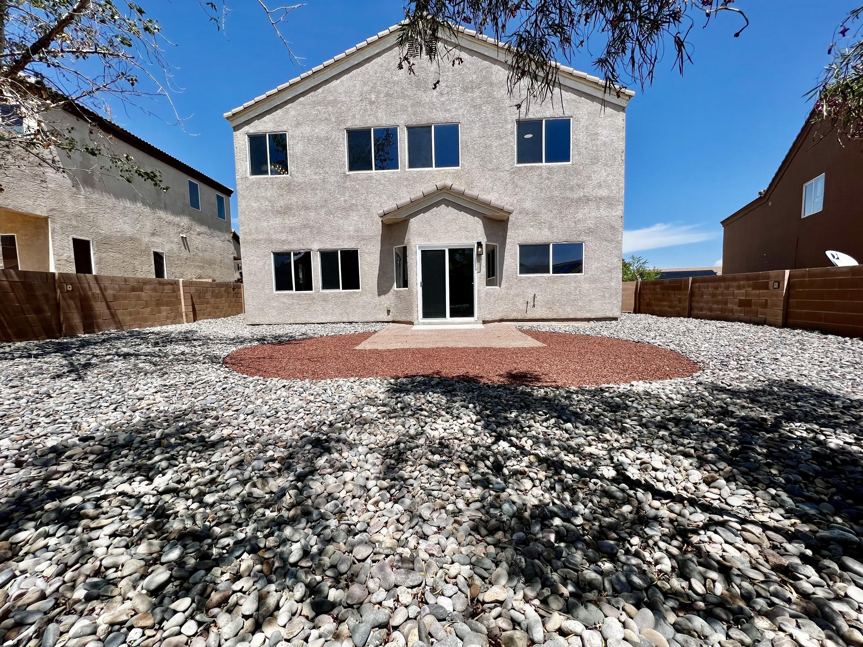 1051 Maroa Street NW