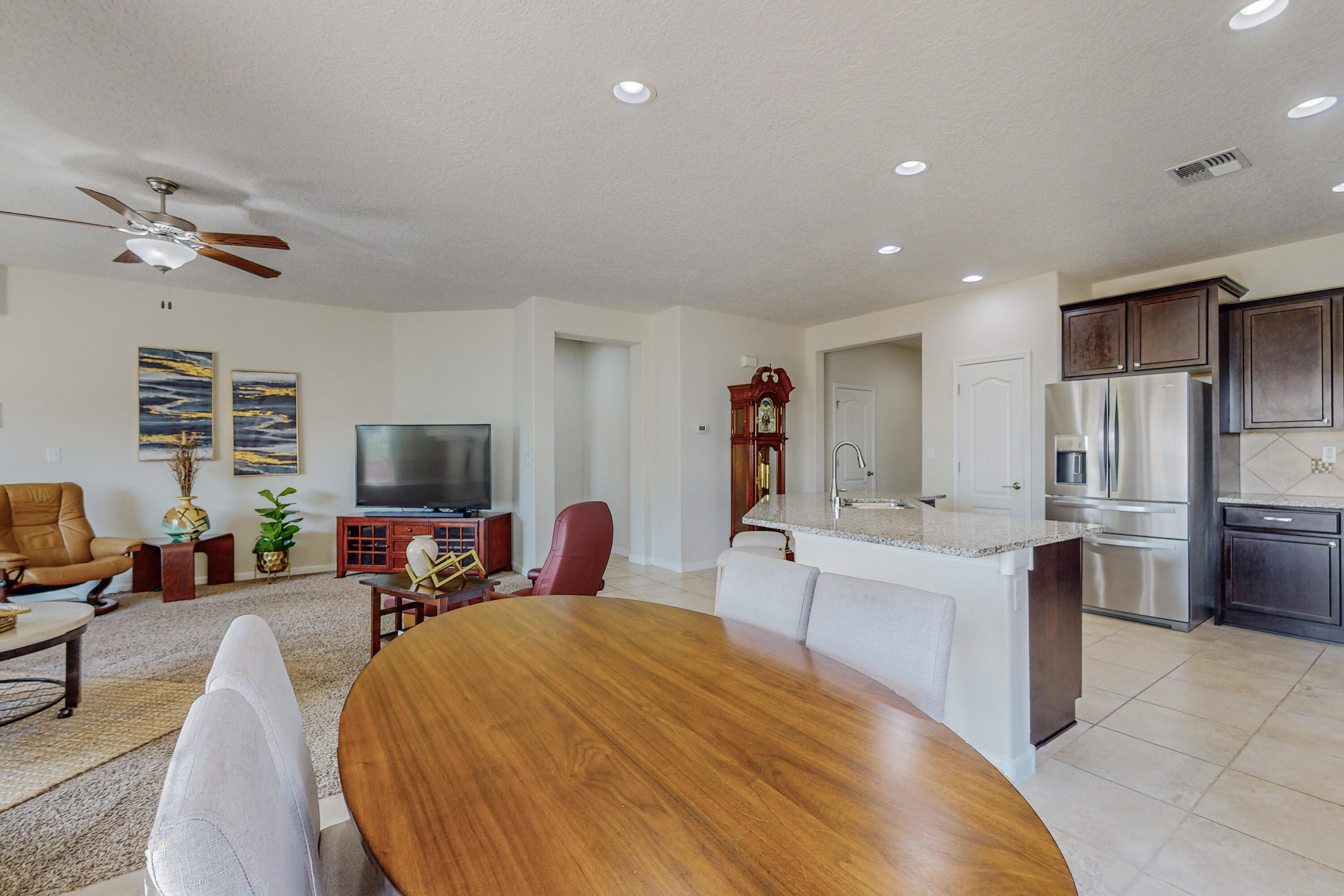 3808 Puenta Alto Avenue NE