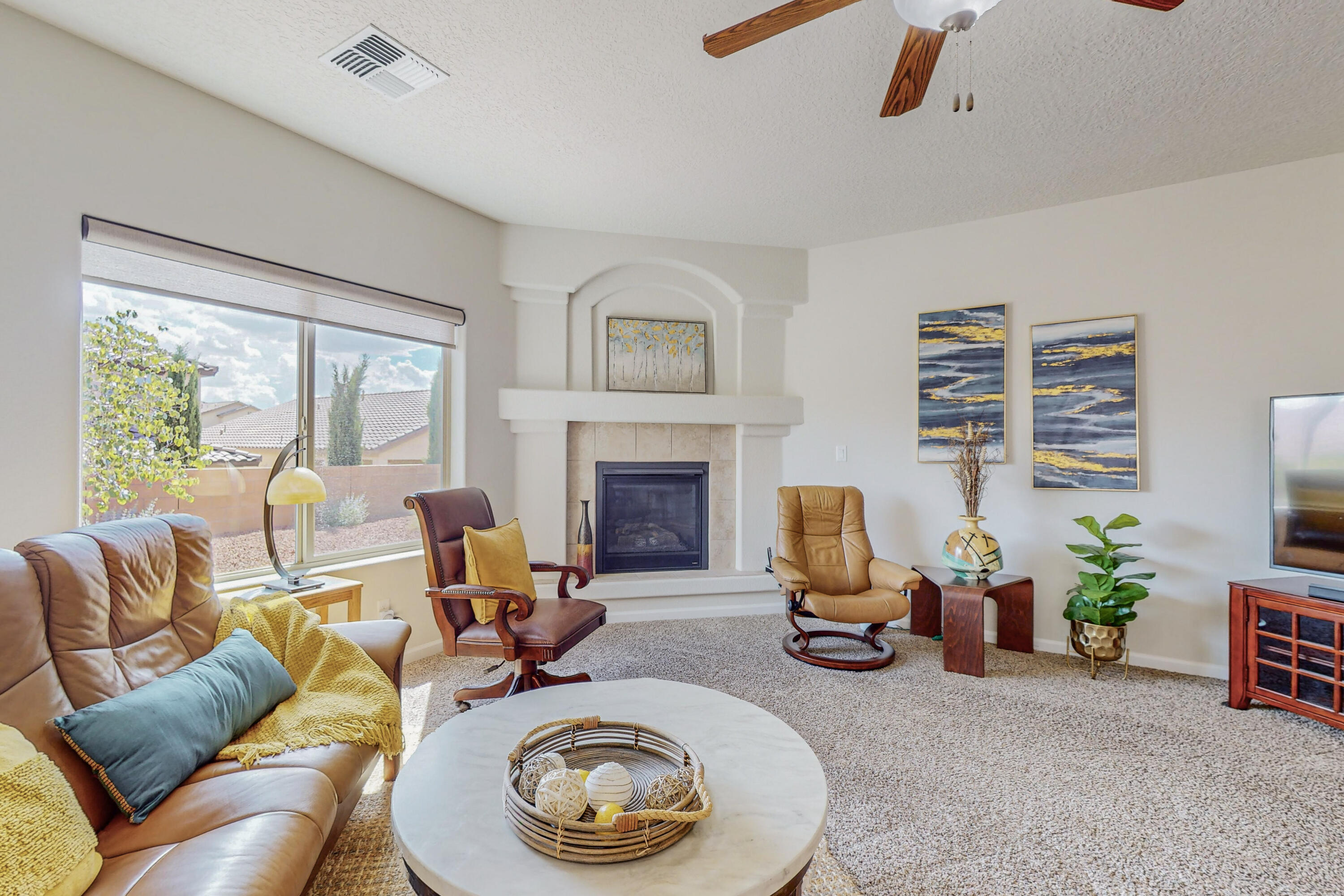 3808 Puenta Alto Avenue NE