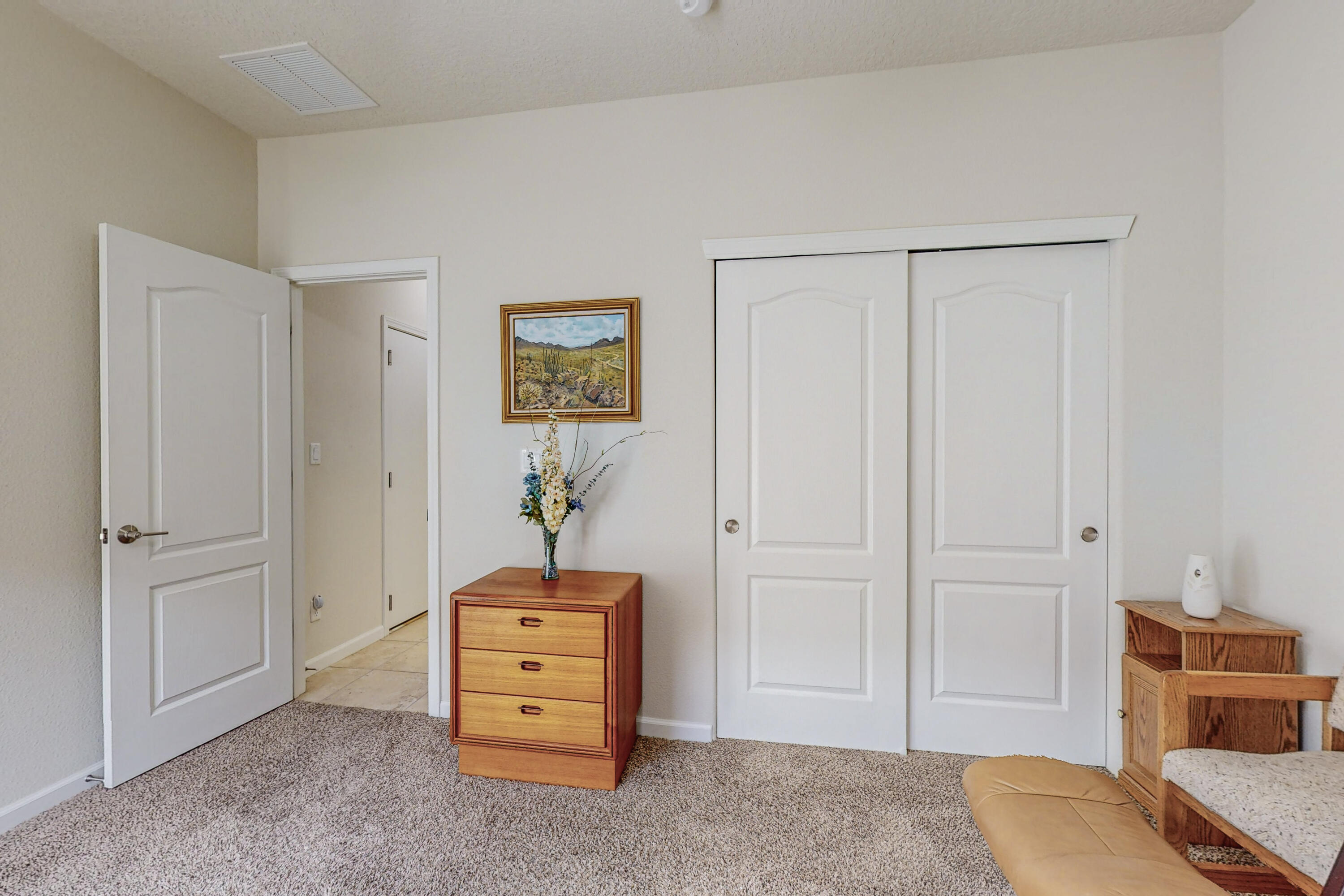 3808 Puenta Alto Avenue NE