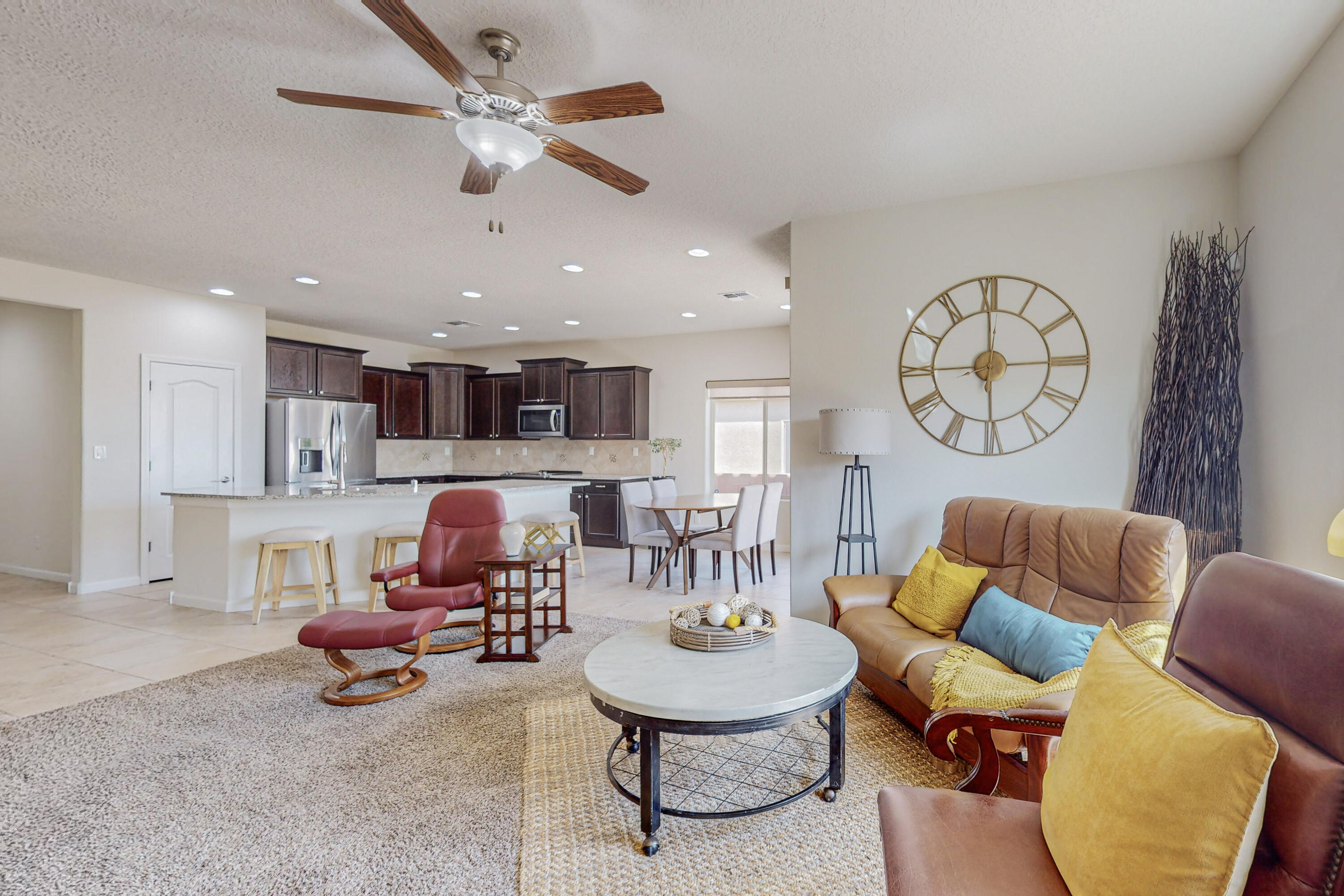 3808 Puenta Alto Avenue NE