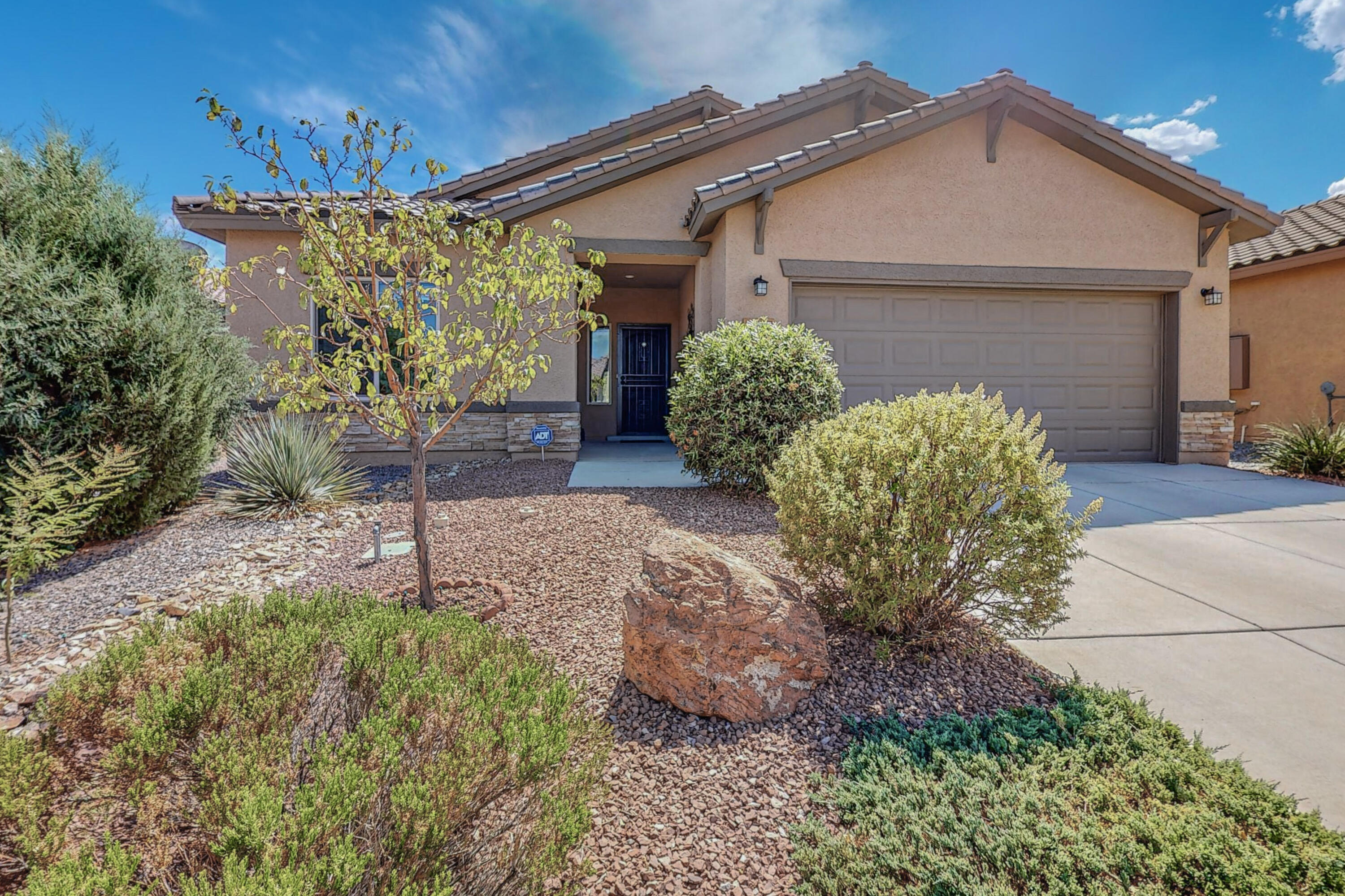 3808 Puenta Alto Avenue NE