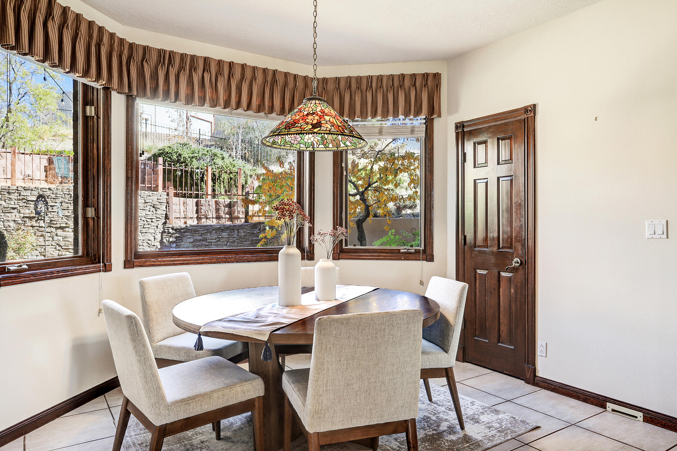 11001 San Antonio Drive NE