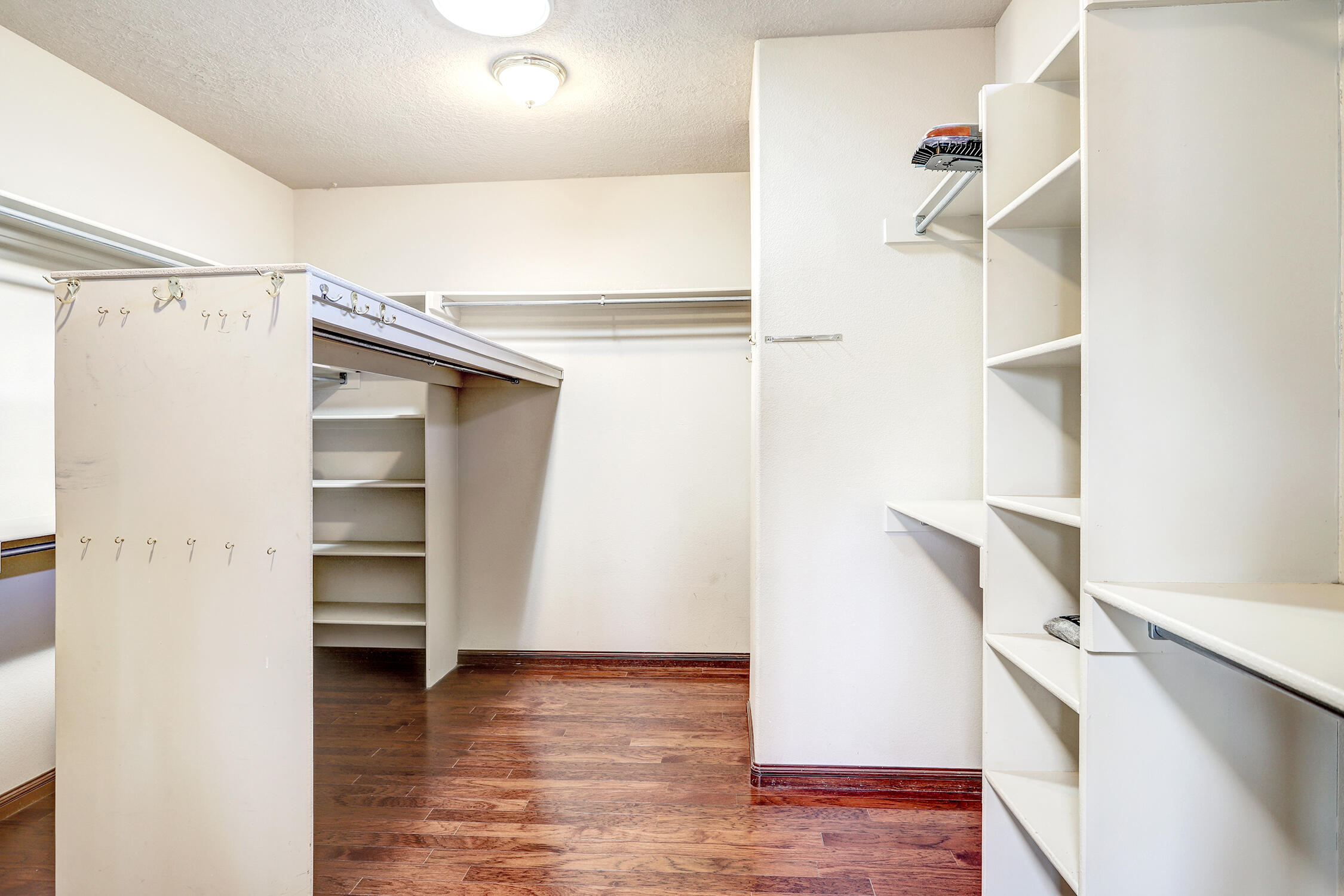 11001 San Antonio Drive NE