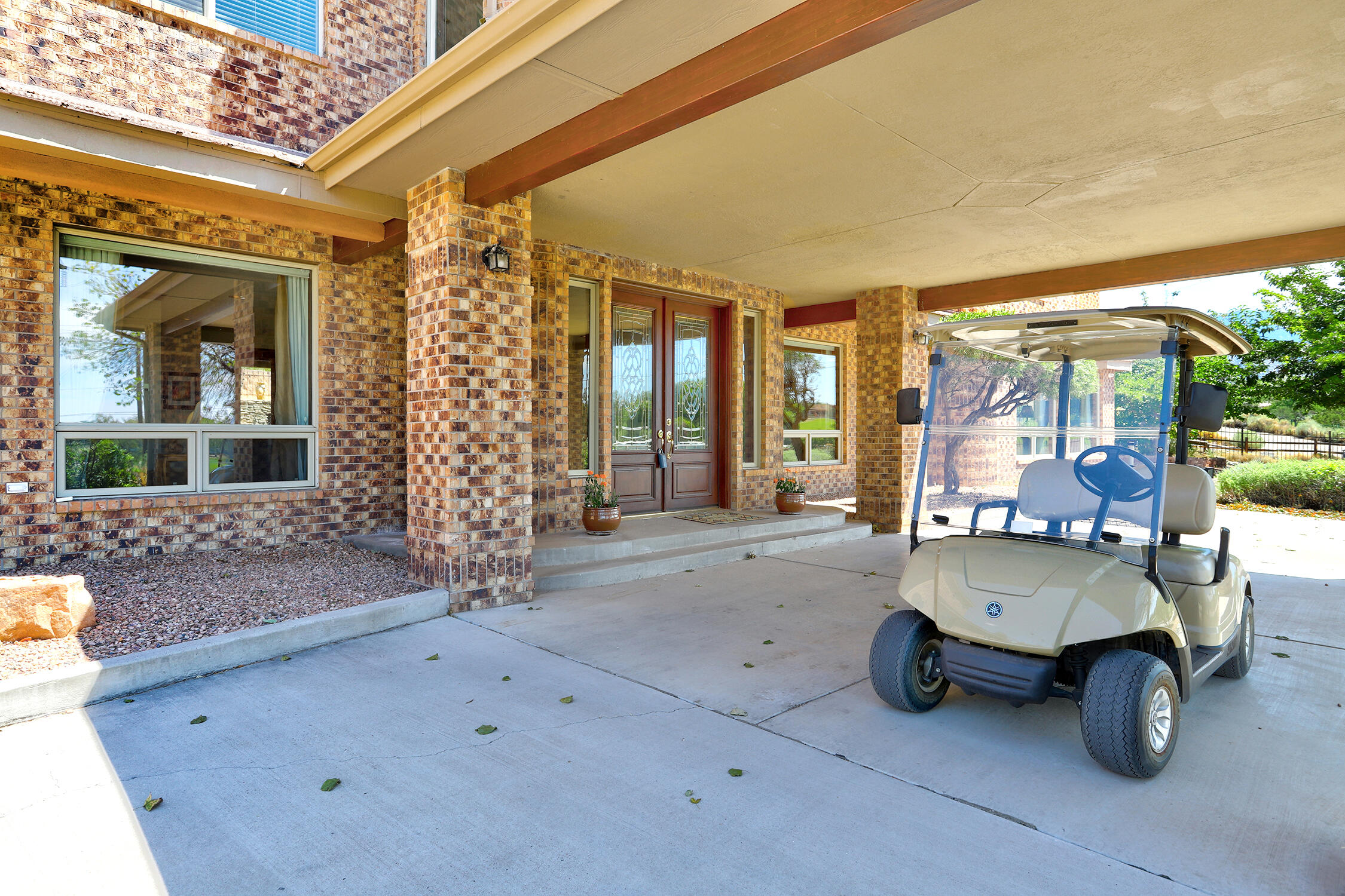 11001 San Antonio Drive NE