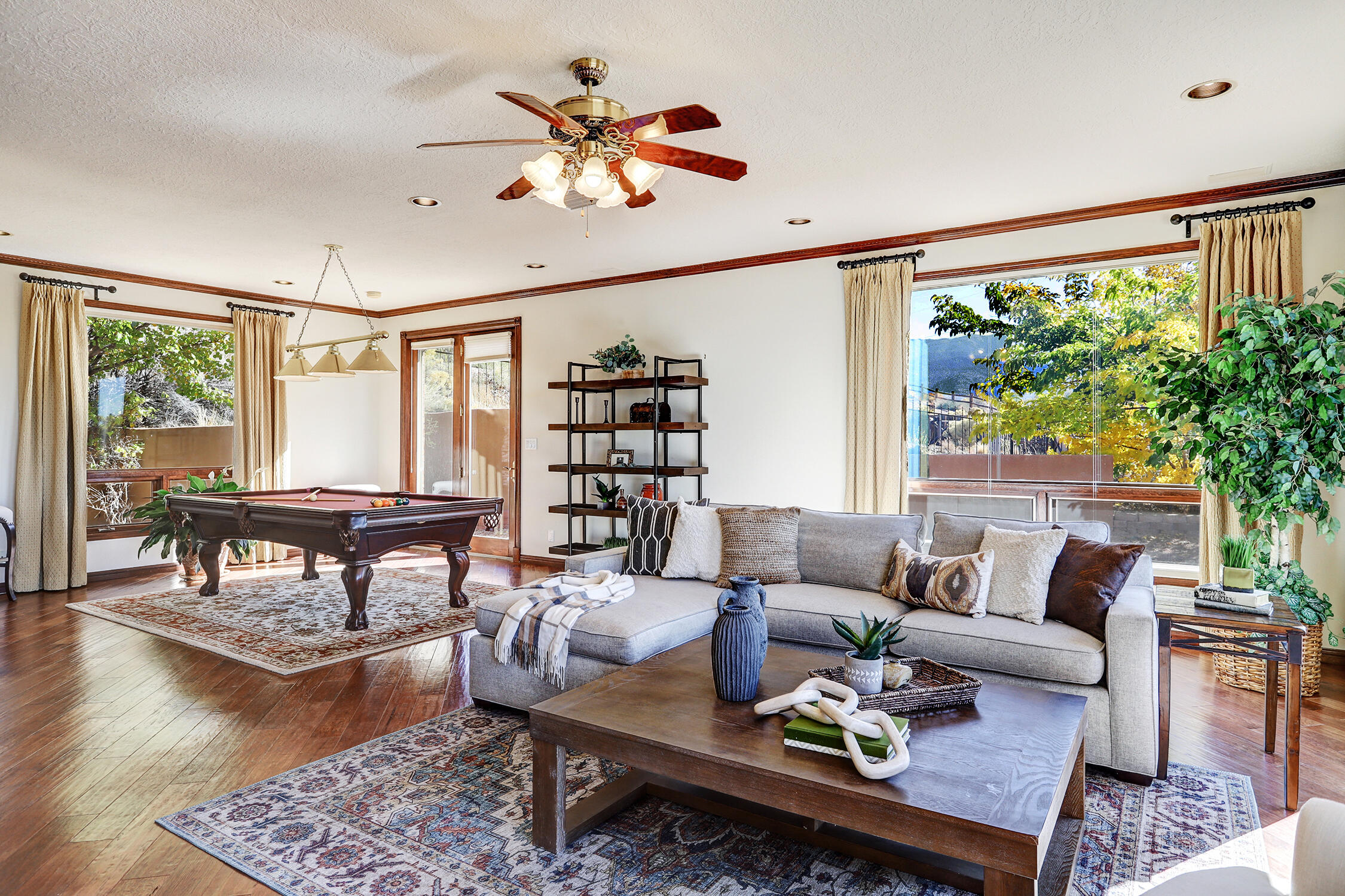 11001 San Antonio Drive NE