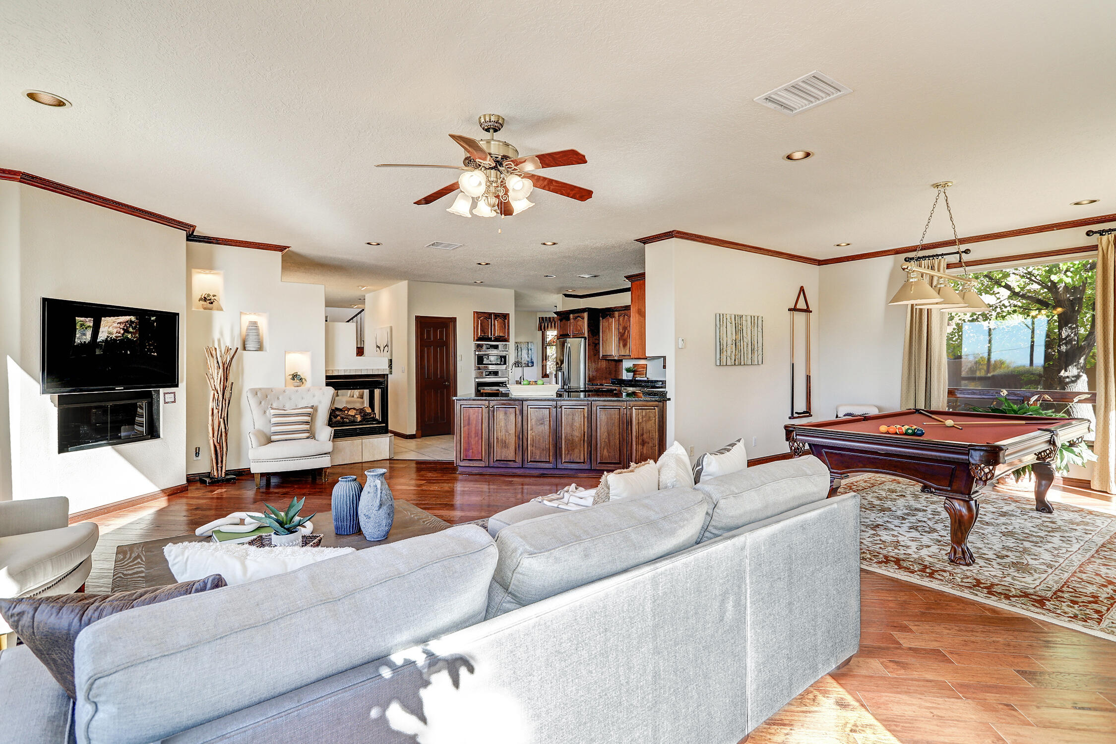 11001 San Antonio Drive NE