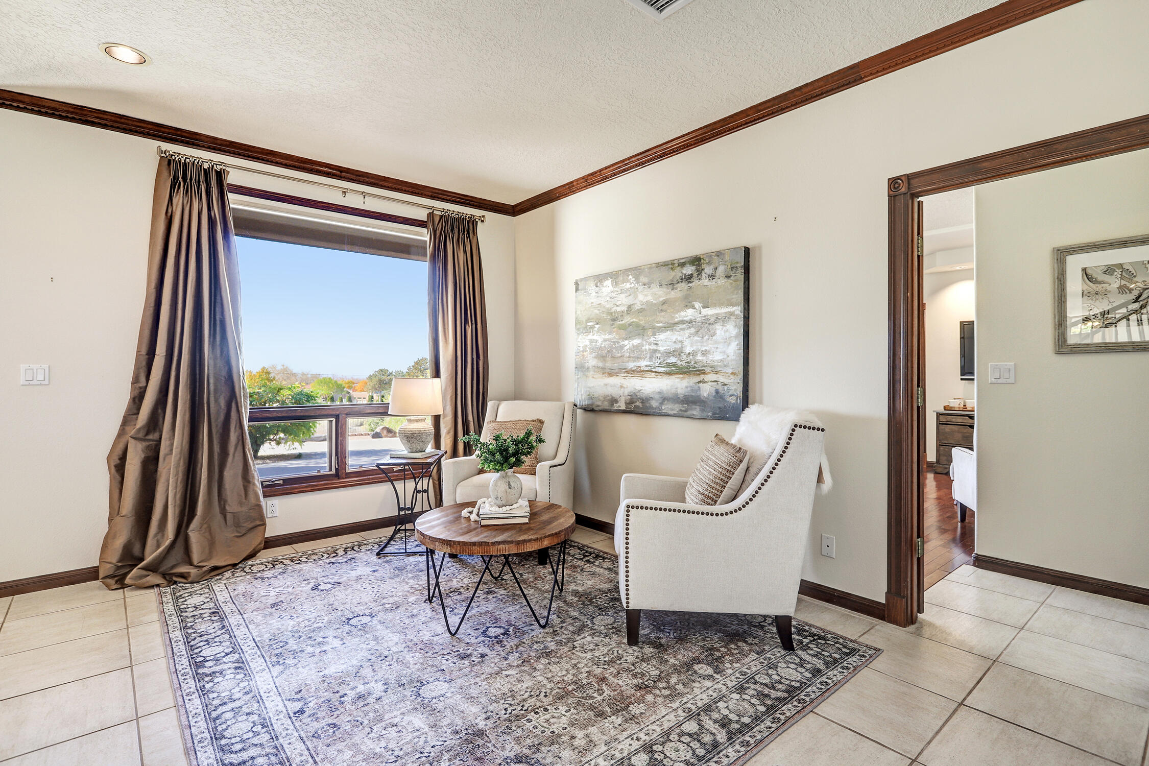 11001 San Antonio Drive NE