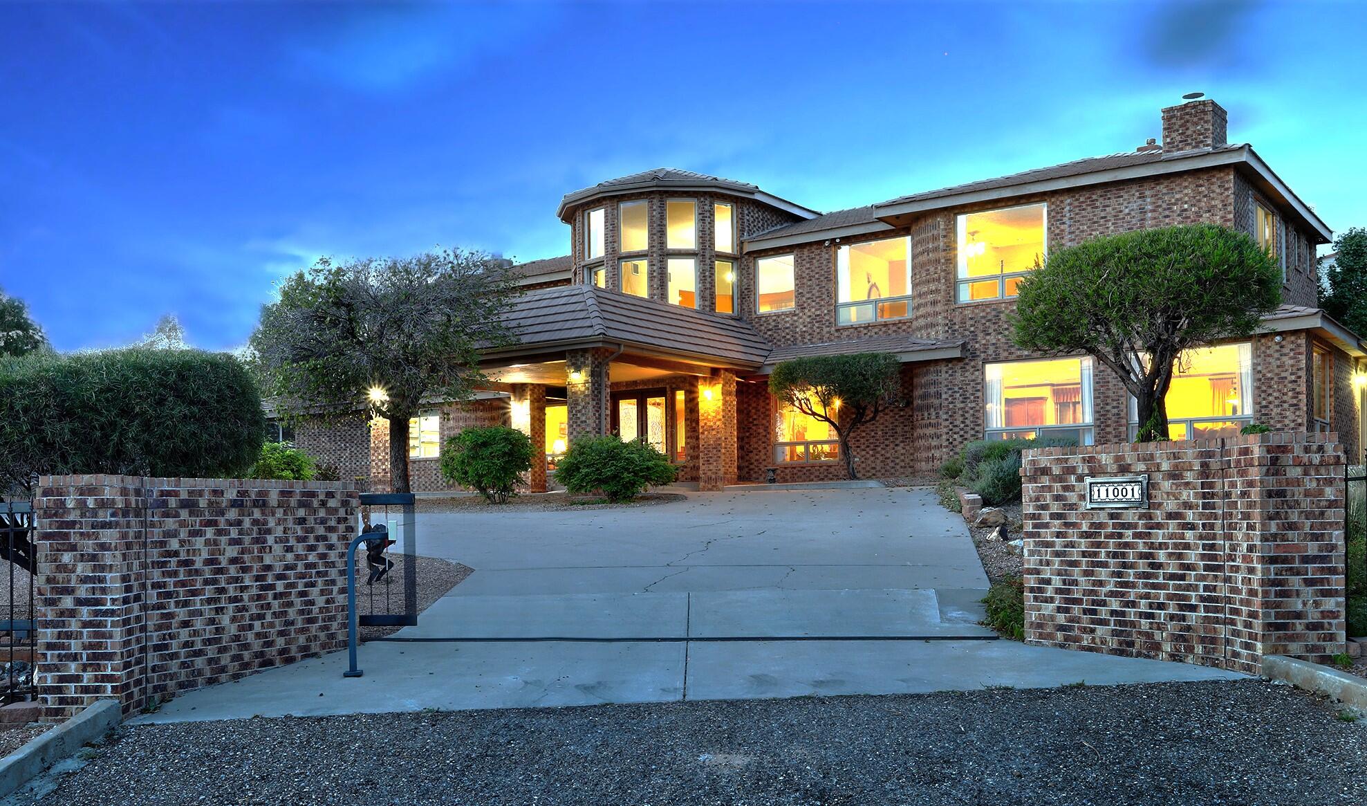 11001 San Antonio Drive NE