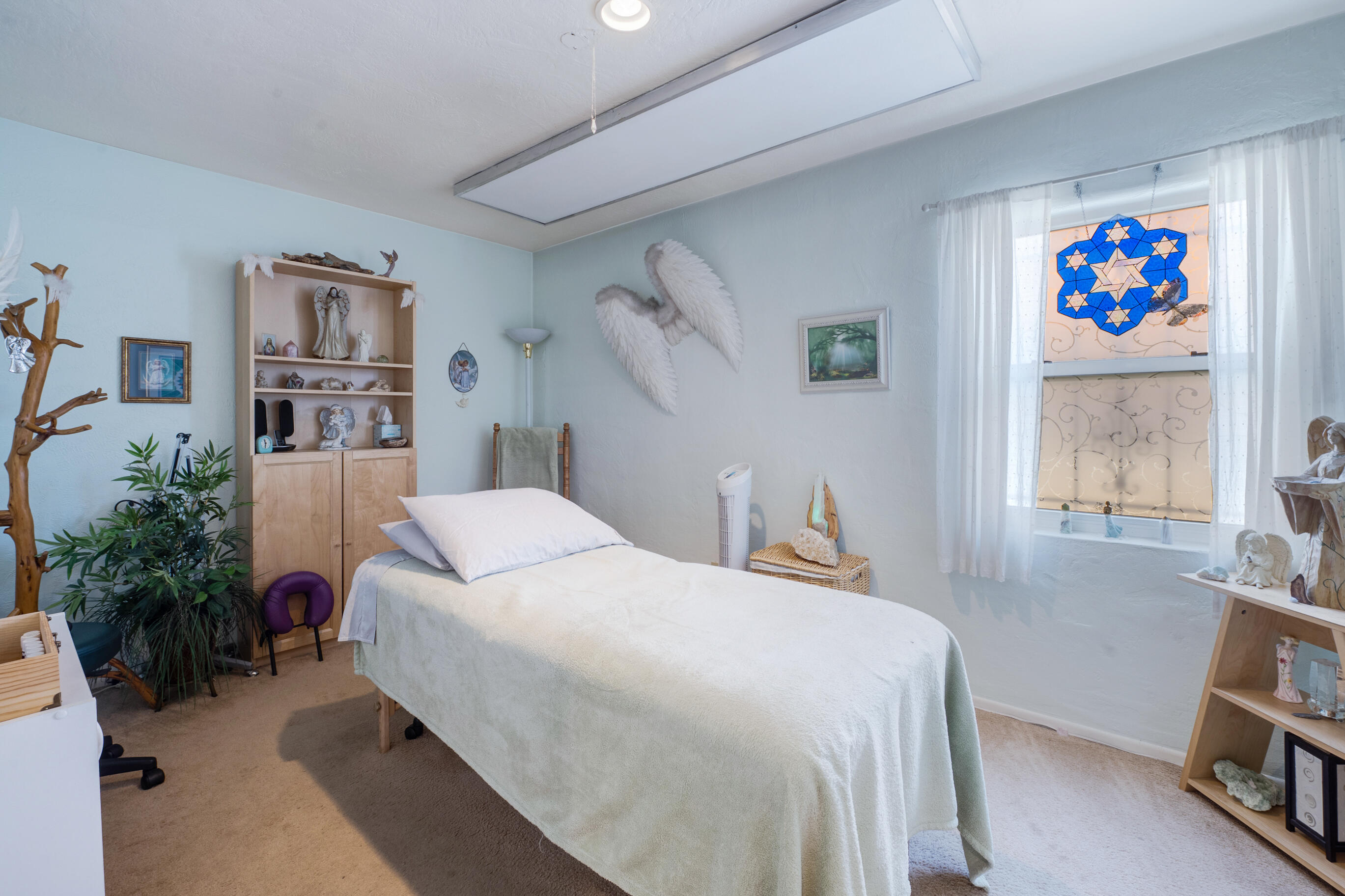 1919 San Mateo Boulevard NE