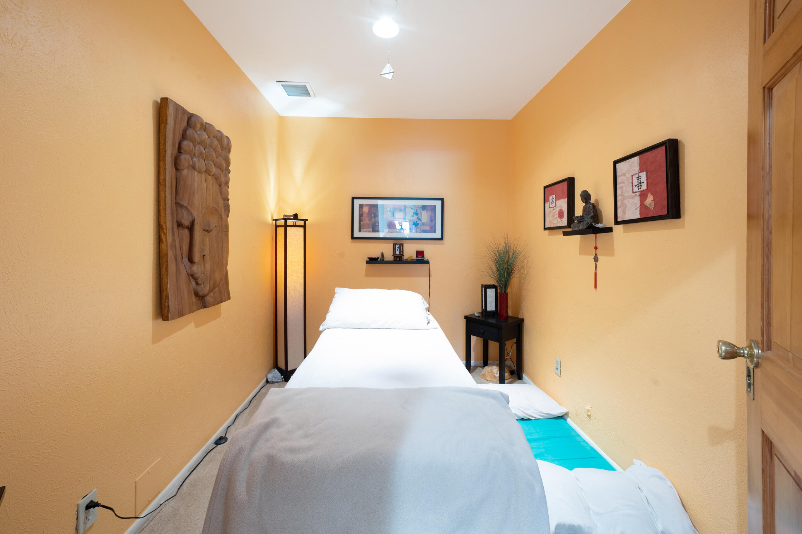 1919 San Mateo Boulevard NE