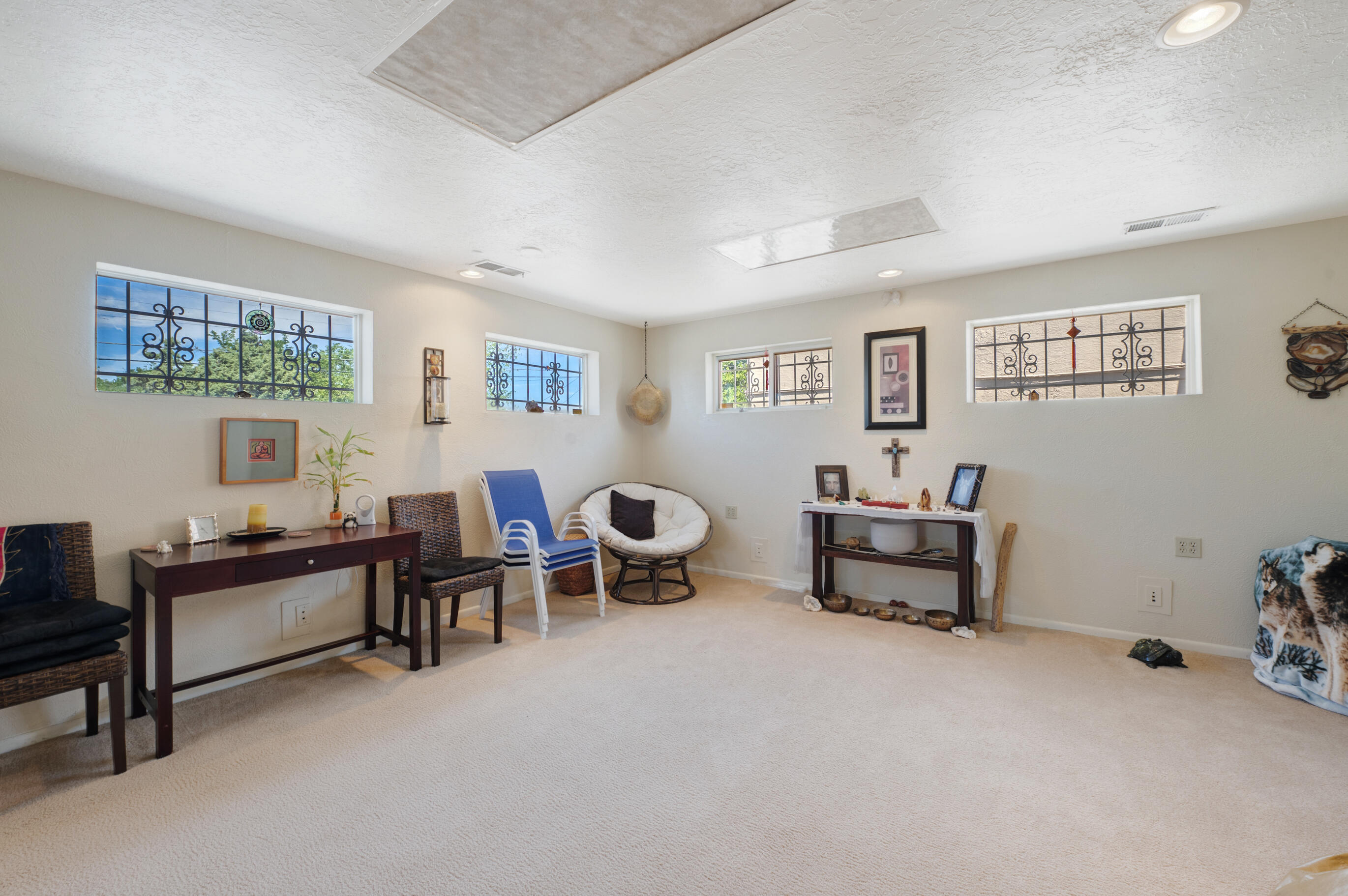 1919 San Mateo Boulevard NE