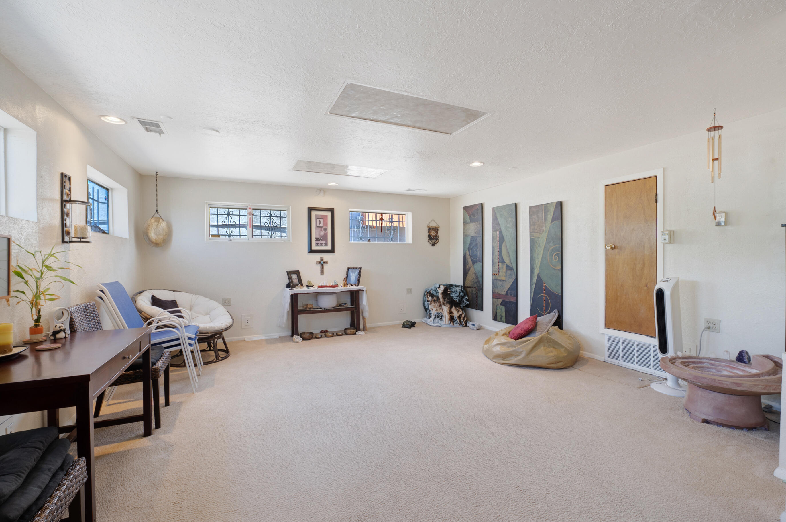 1919 San Mateo Boulevard NE