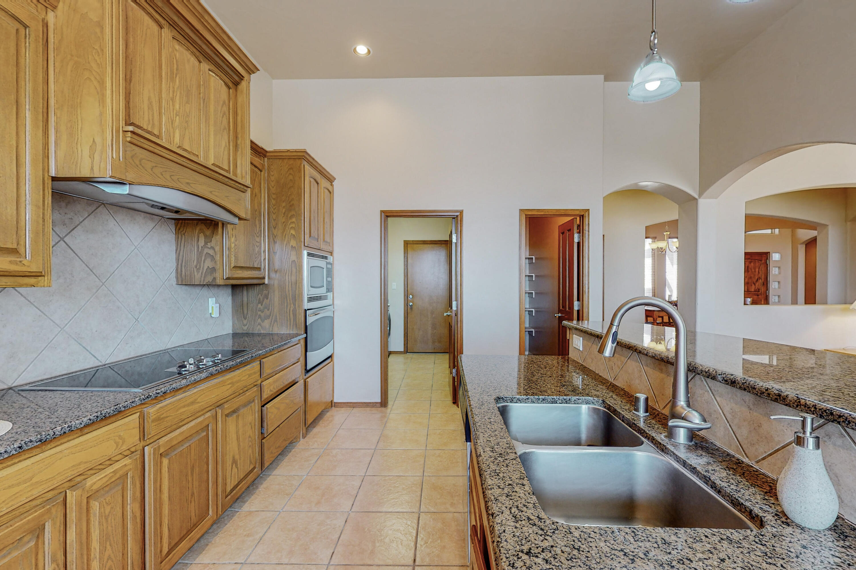 2832 Sicomoro Lane SE