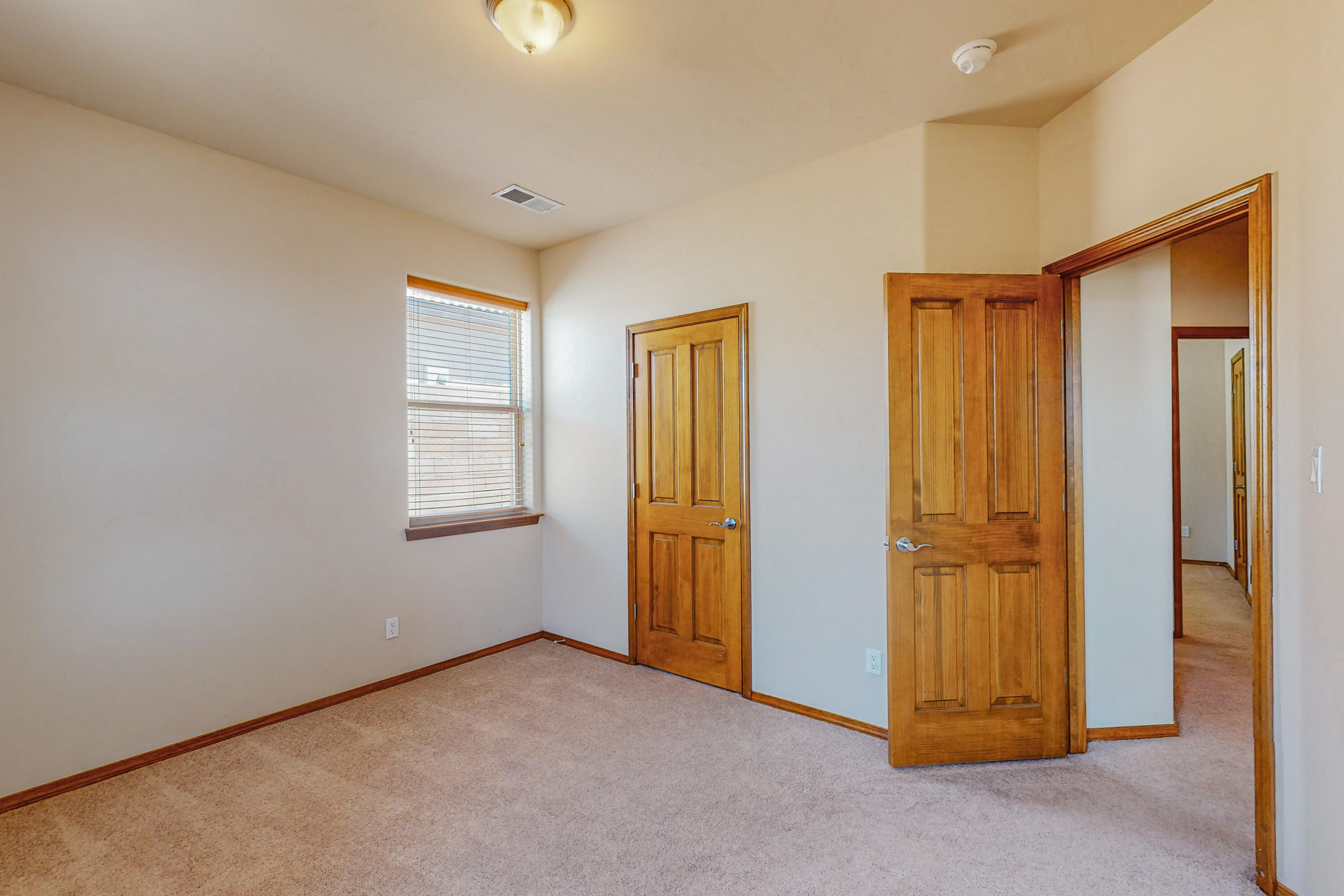 2832 Sicomoro Lane SE