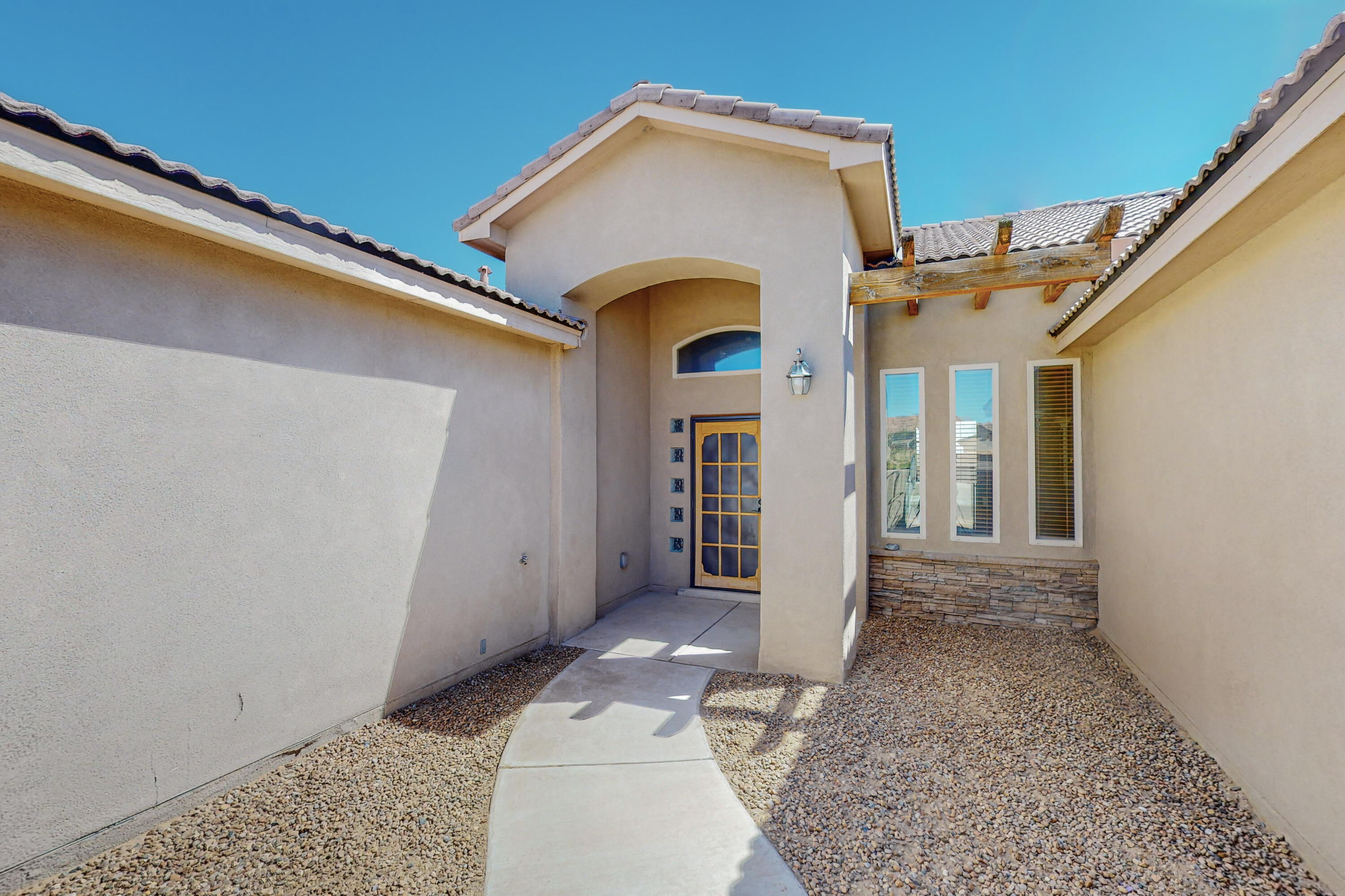 2832 Sicomoro Lane SE