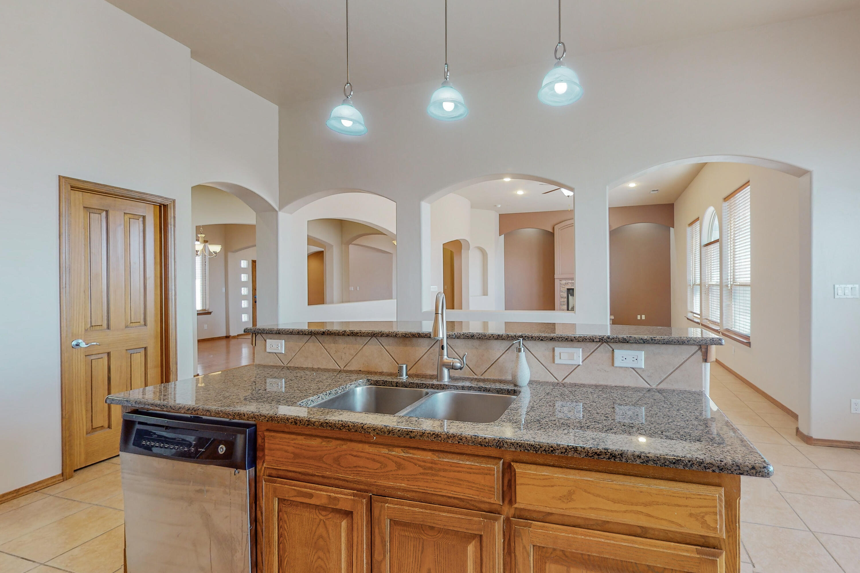 2832 Sicomoro Lane SE