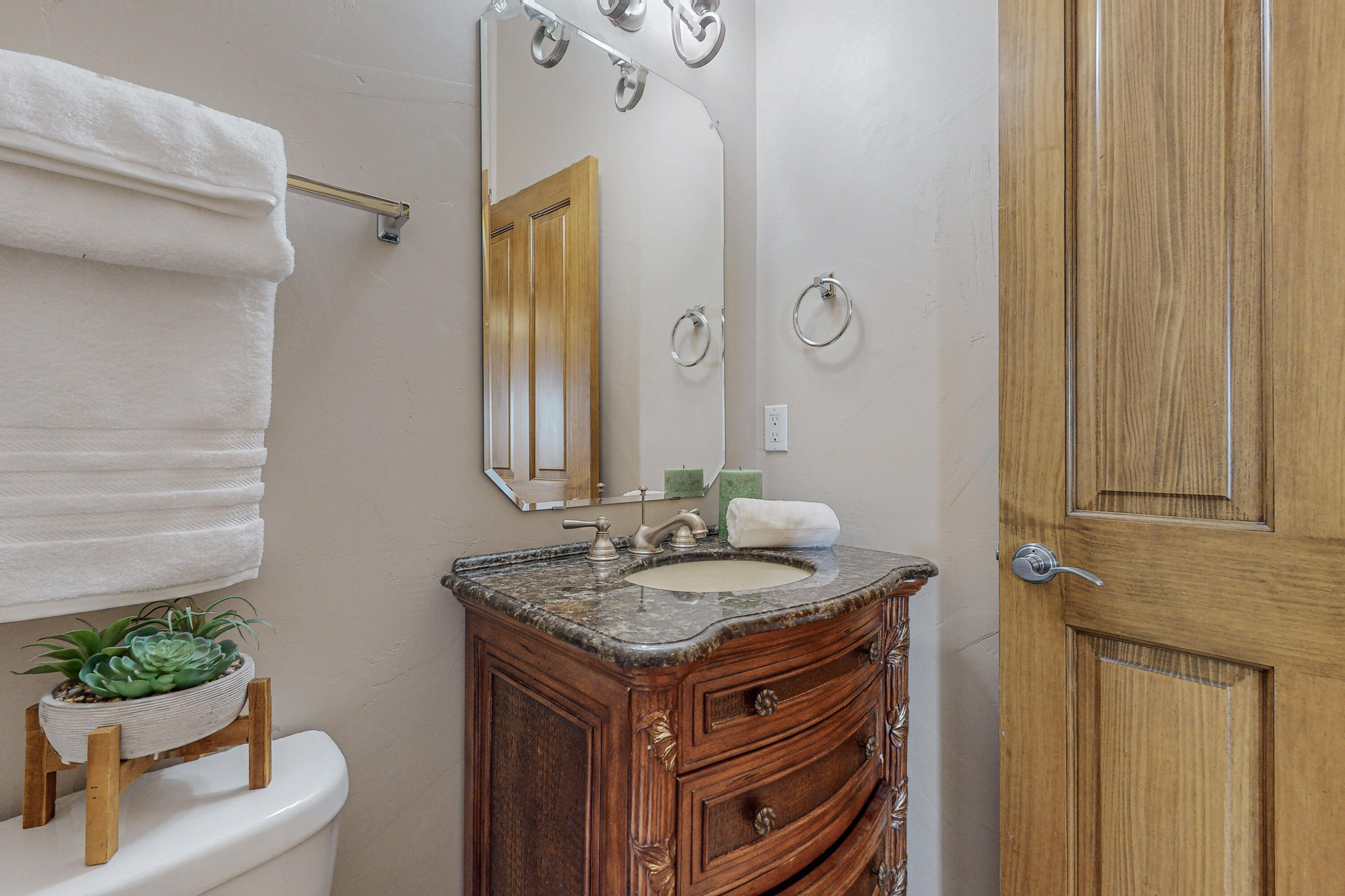 2832 Sicomoro Lane SE