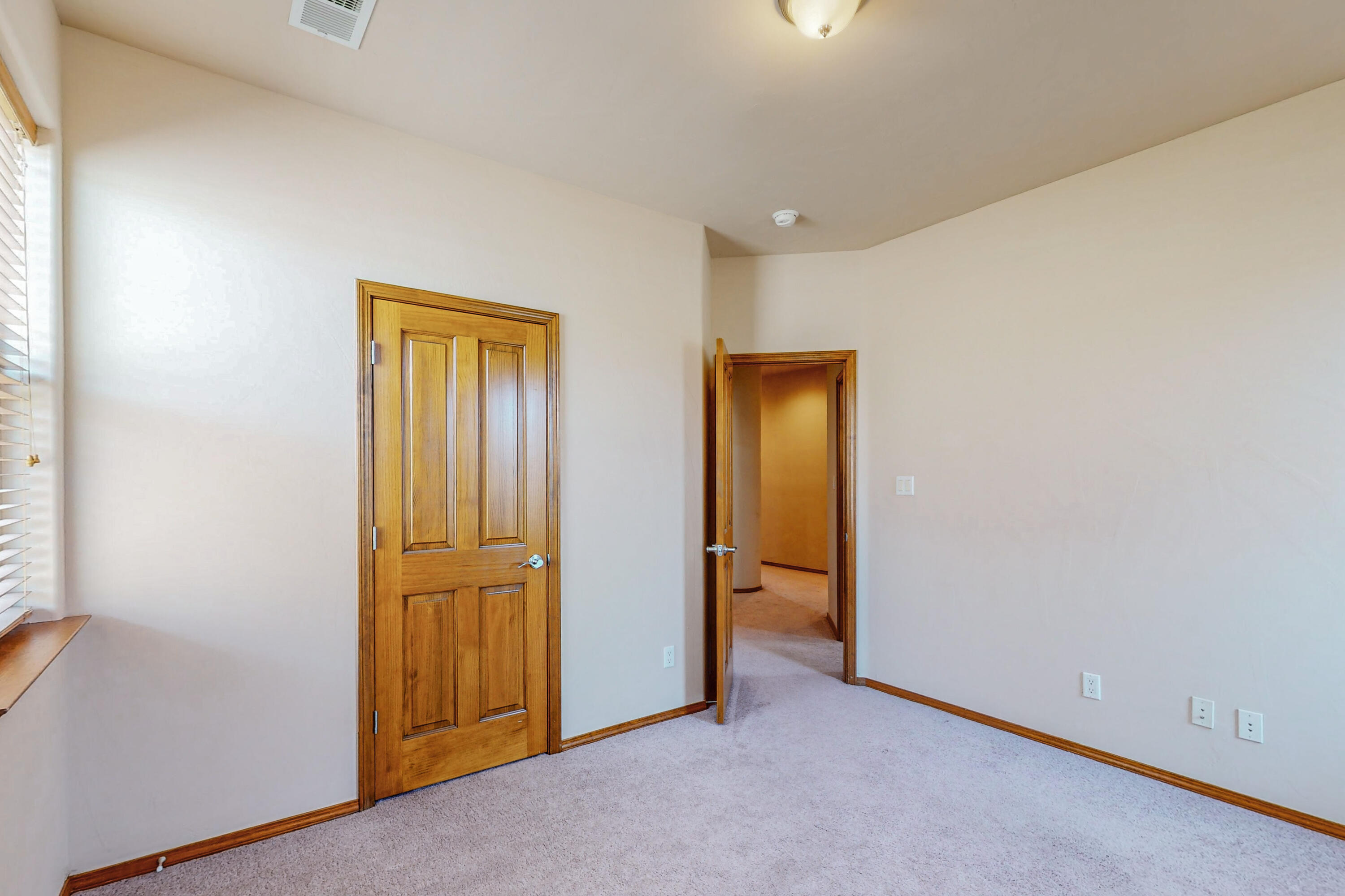 2832 Sicomoro Lane SE