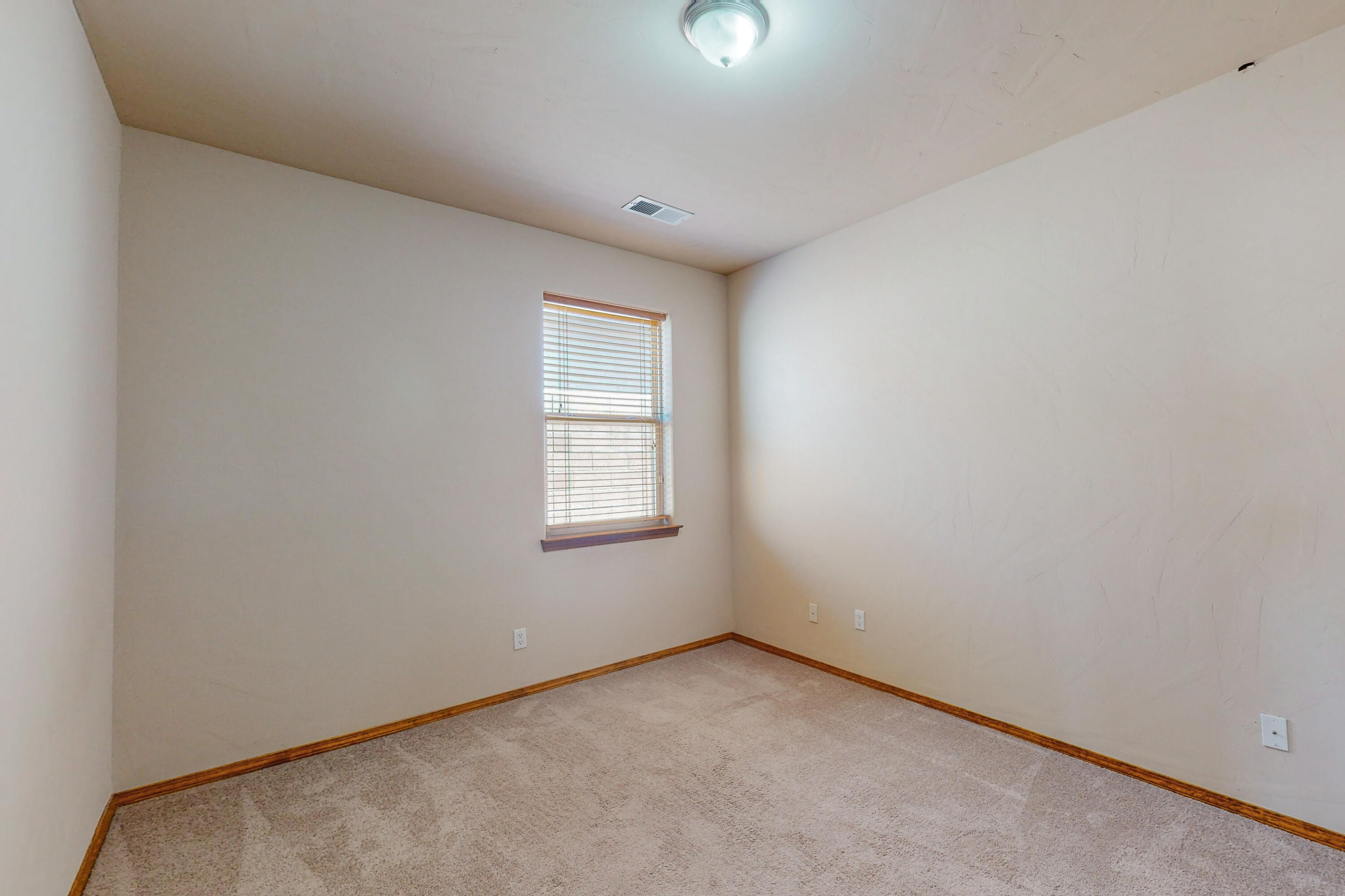 2832 Sicomoro Lane SE