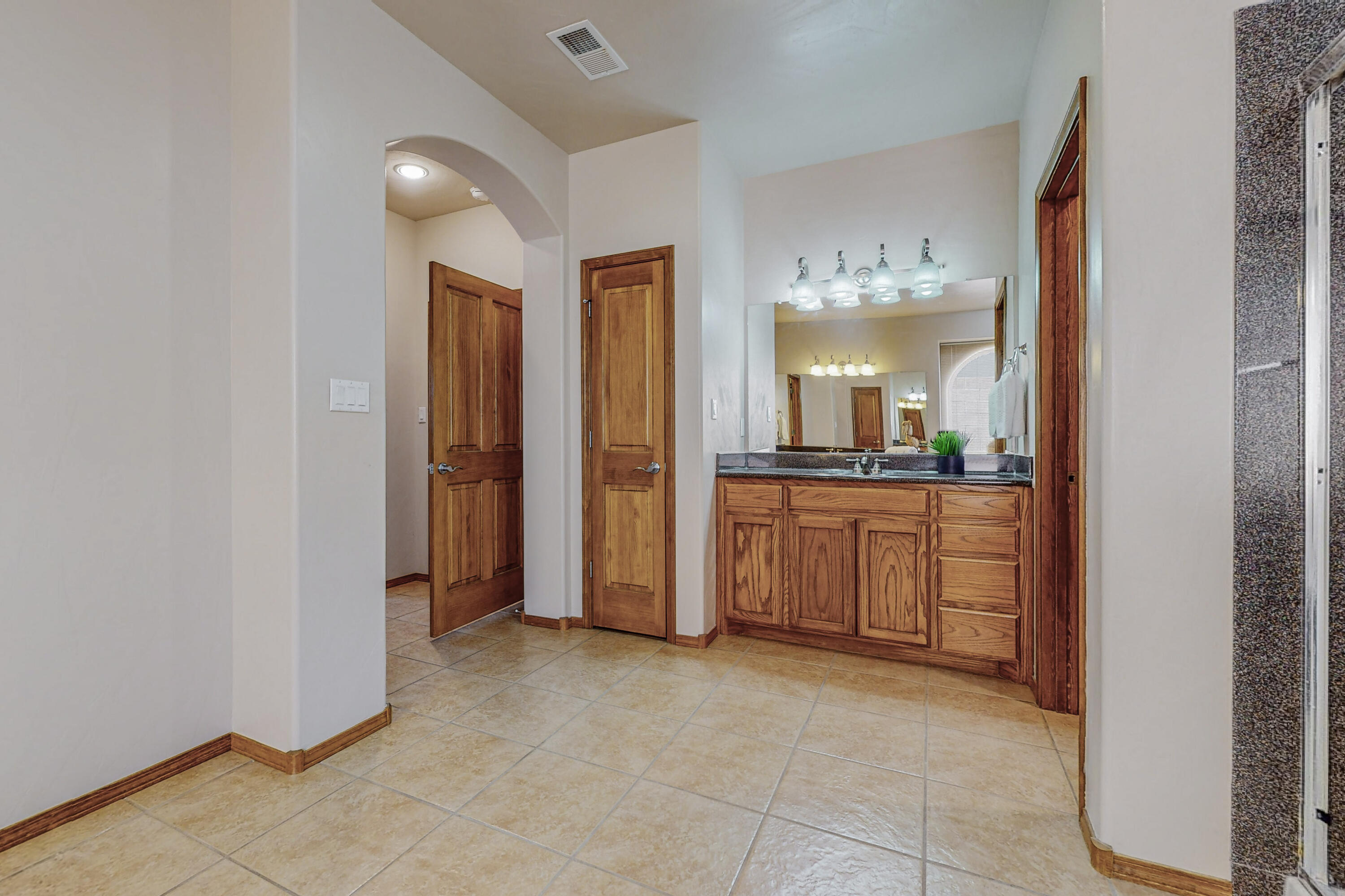 2832 Sicomoro Lane SE