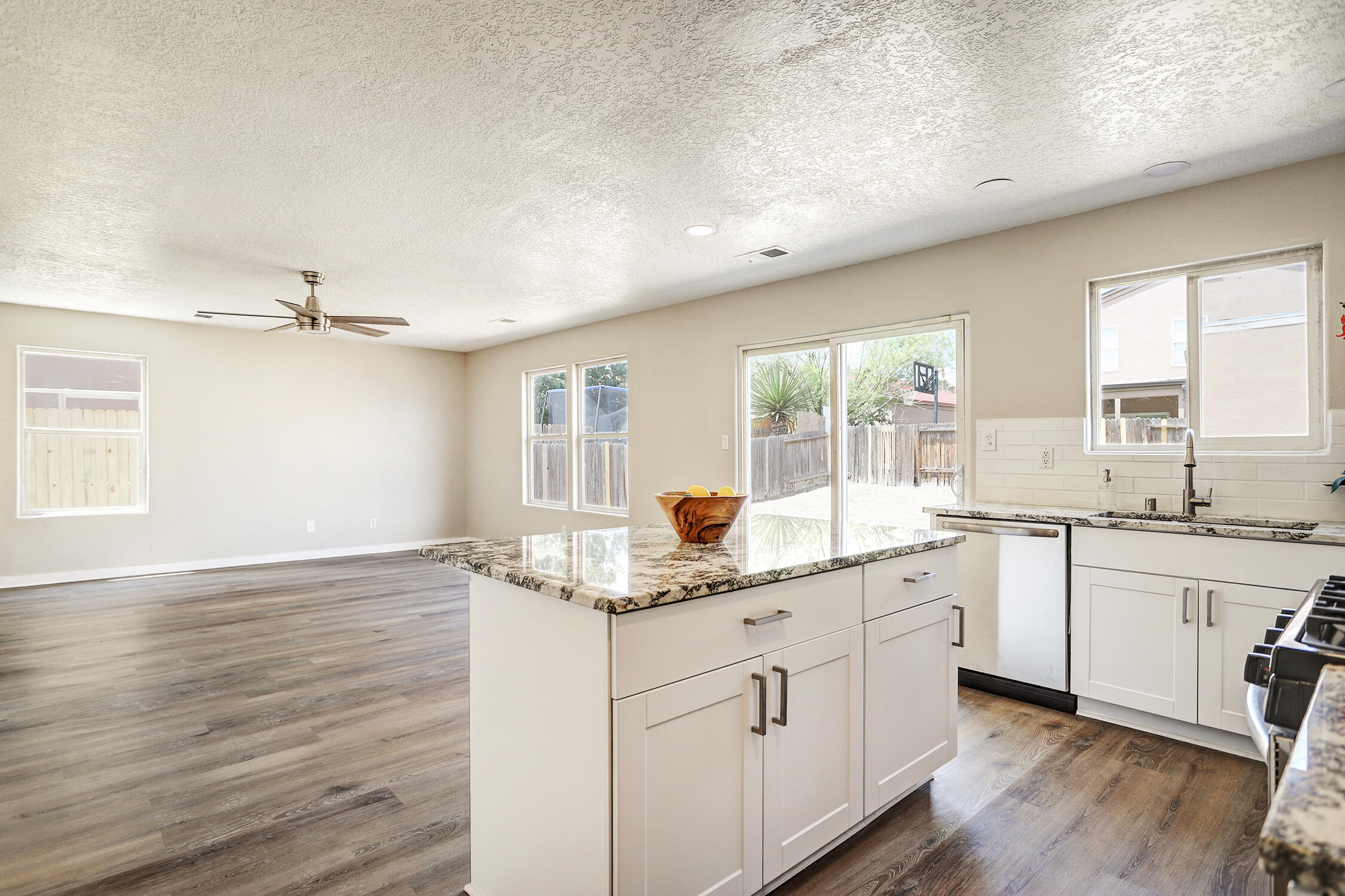 1849 Rayo Del Sol Drive SW