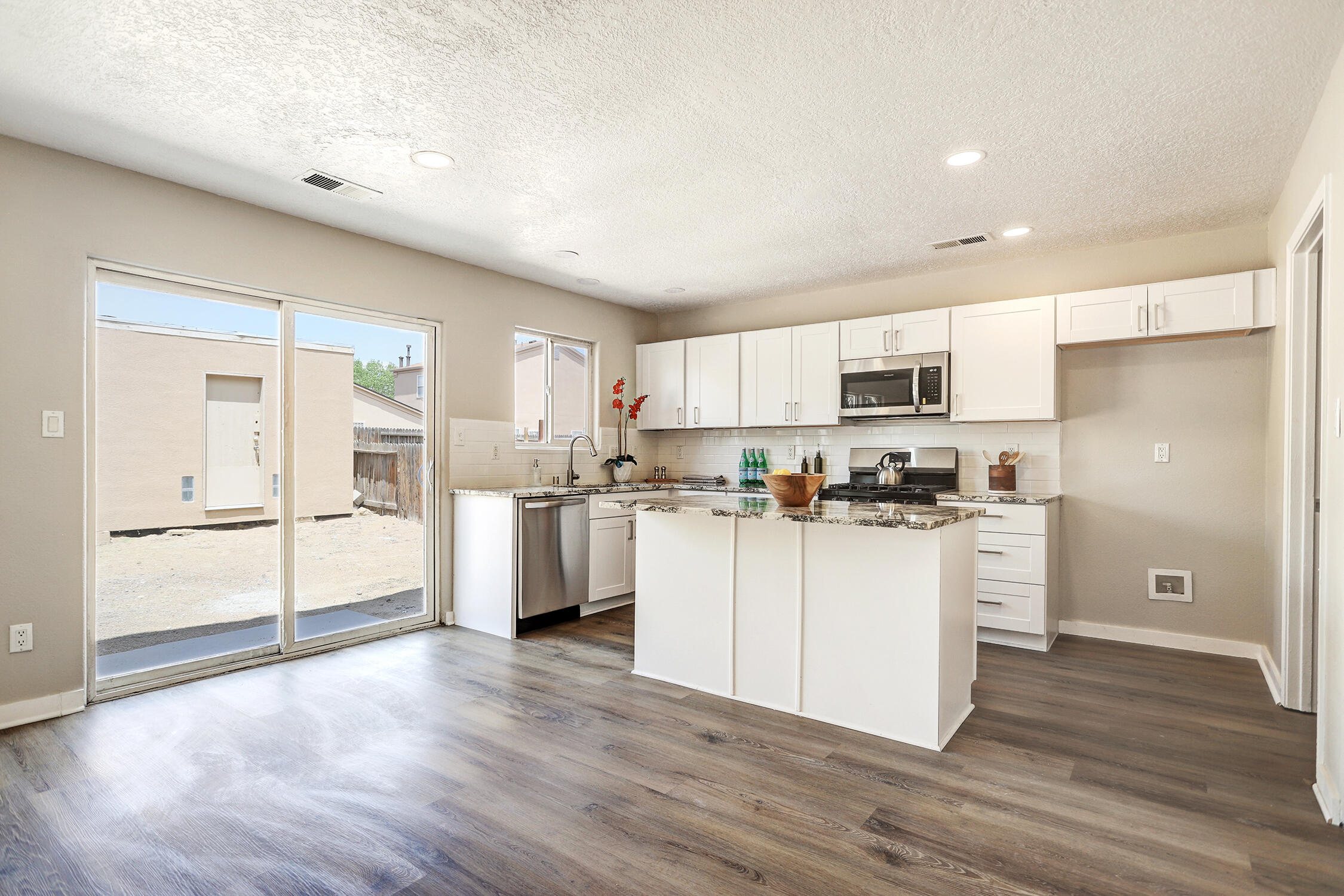 1849 Rayo Del Sol Drive SW