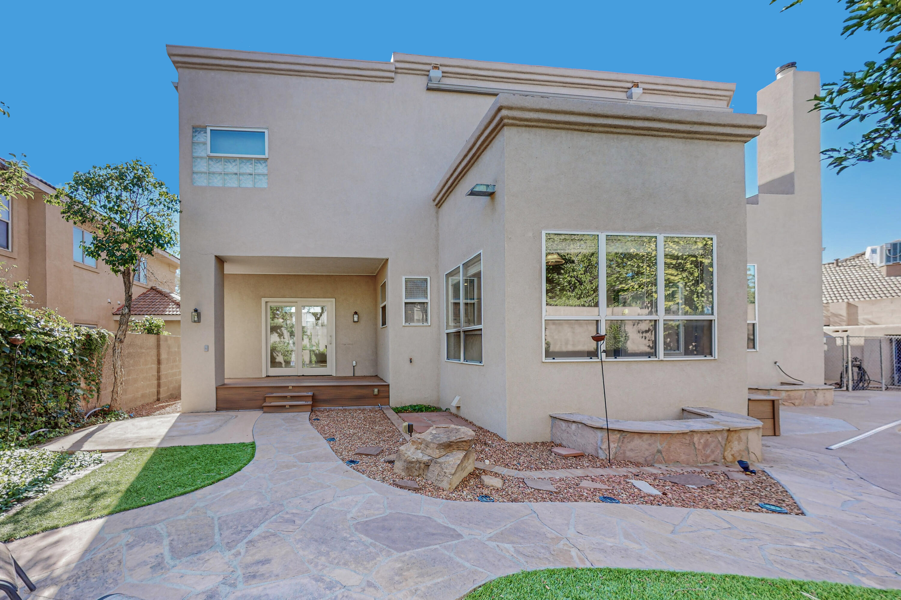 7112 Whitewood Court NE