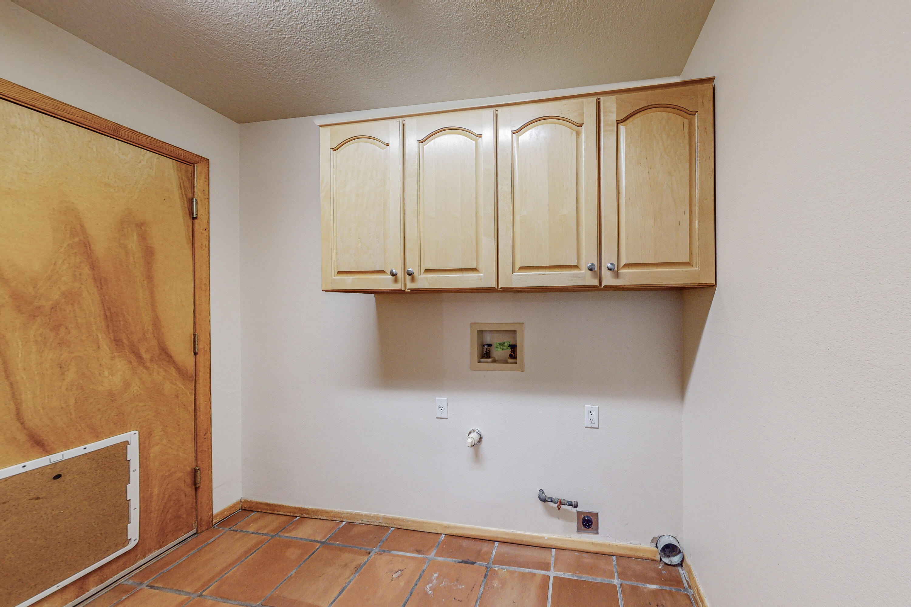 7112 Whitewood Court NE